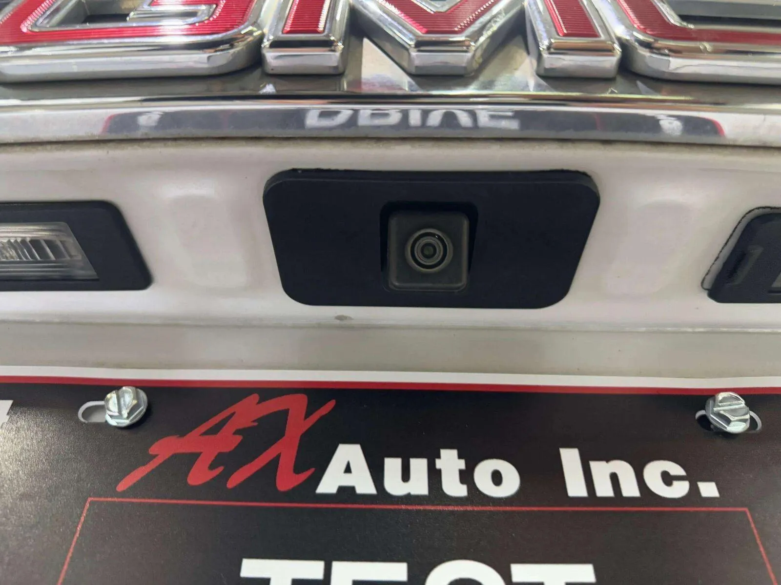 GMC Yukon photo 21