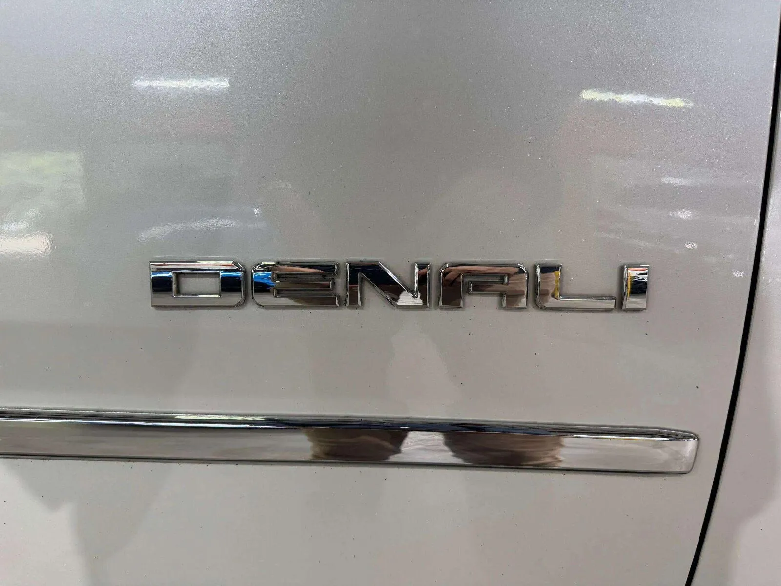 GMC Yukon photo 22