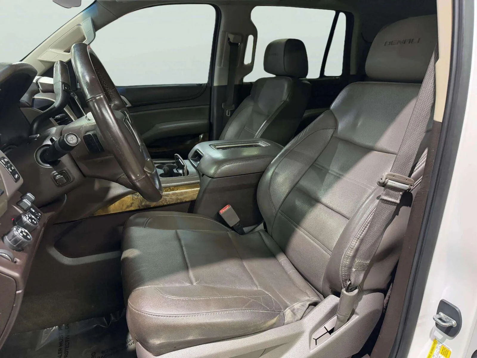 GMC Yukon photo 27