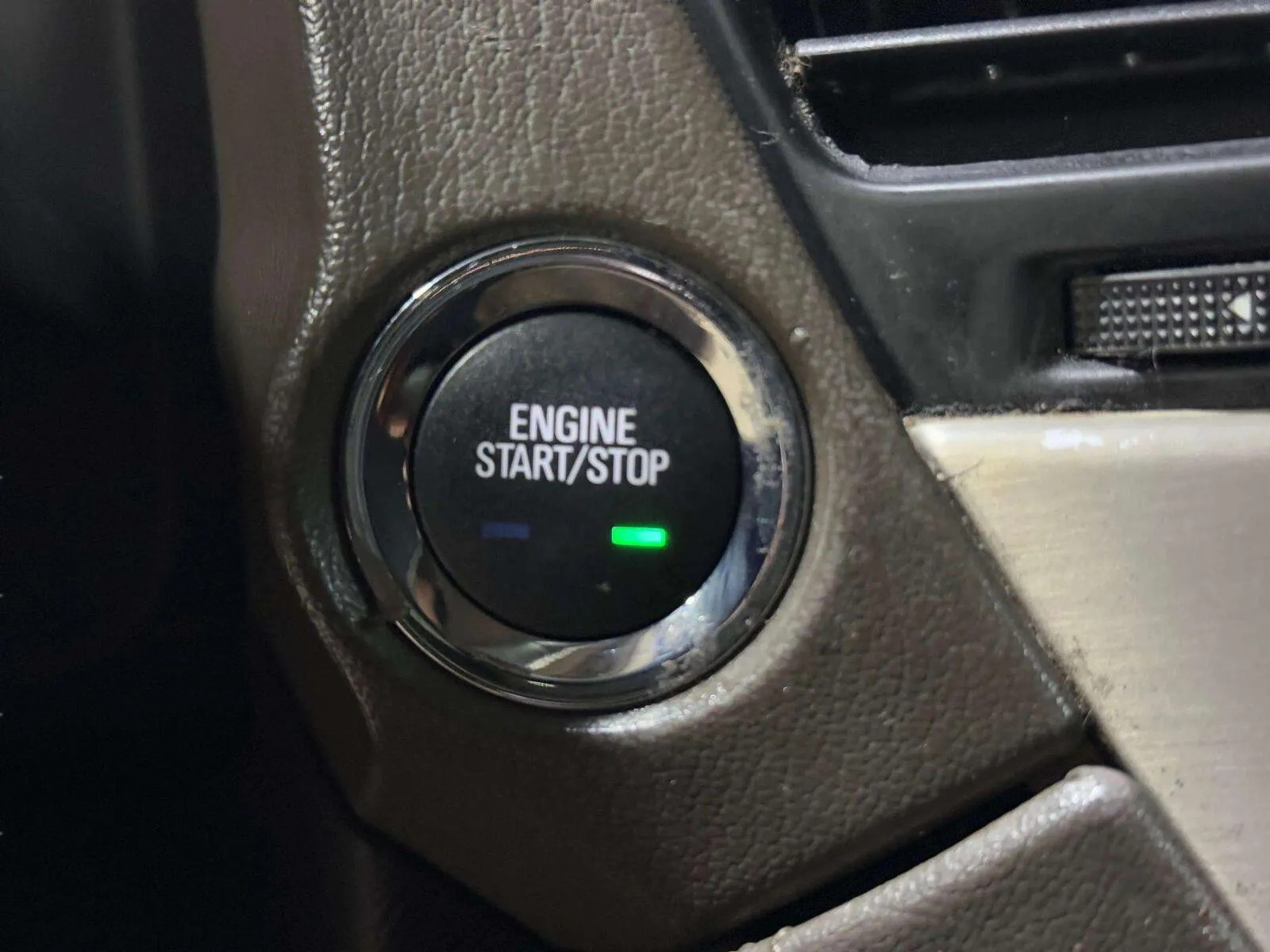 GMC Yukon photo 33