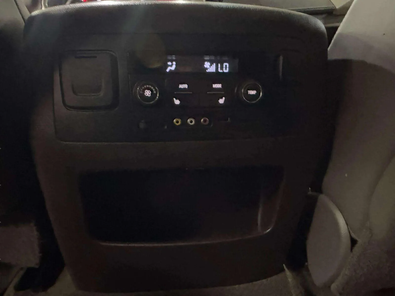 GMC Yukon photo 40