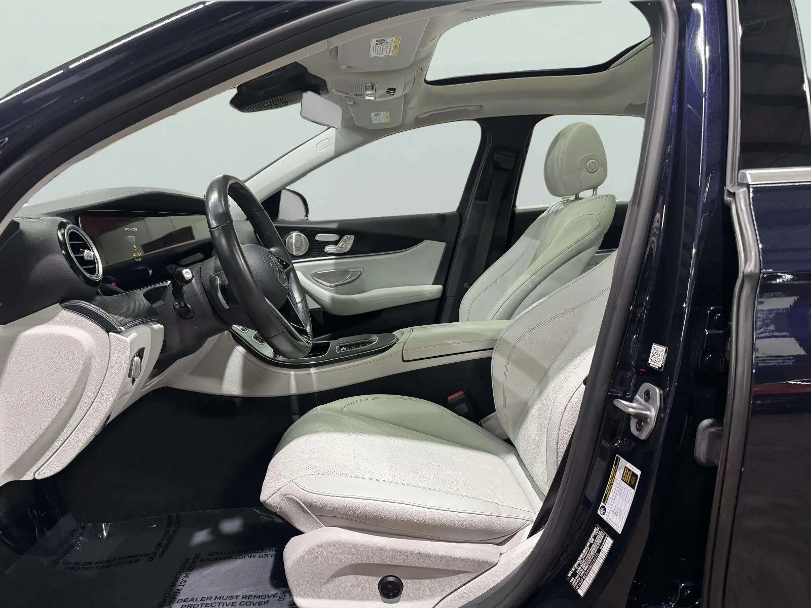 Mercedes-Benz 350 photo 19