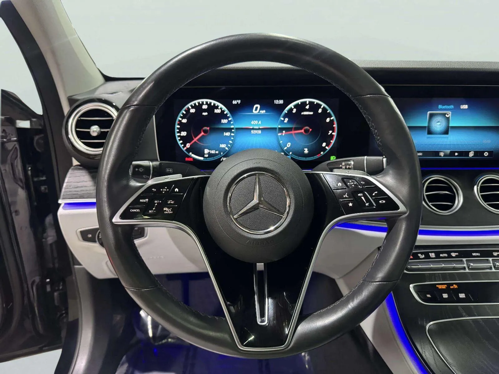Mercedes-Benz 350 photo 22