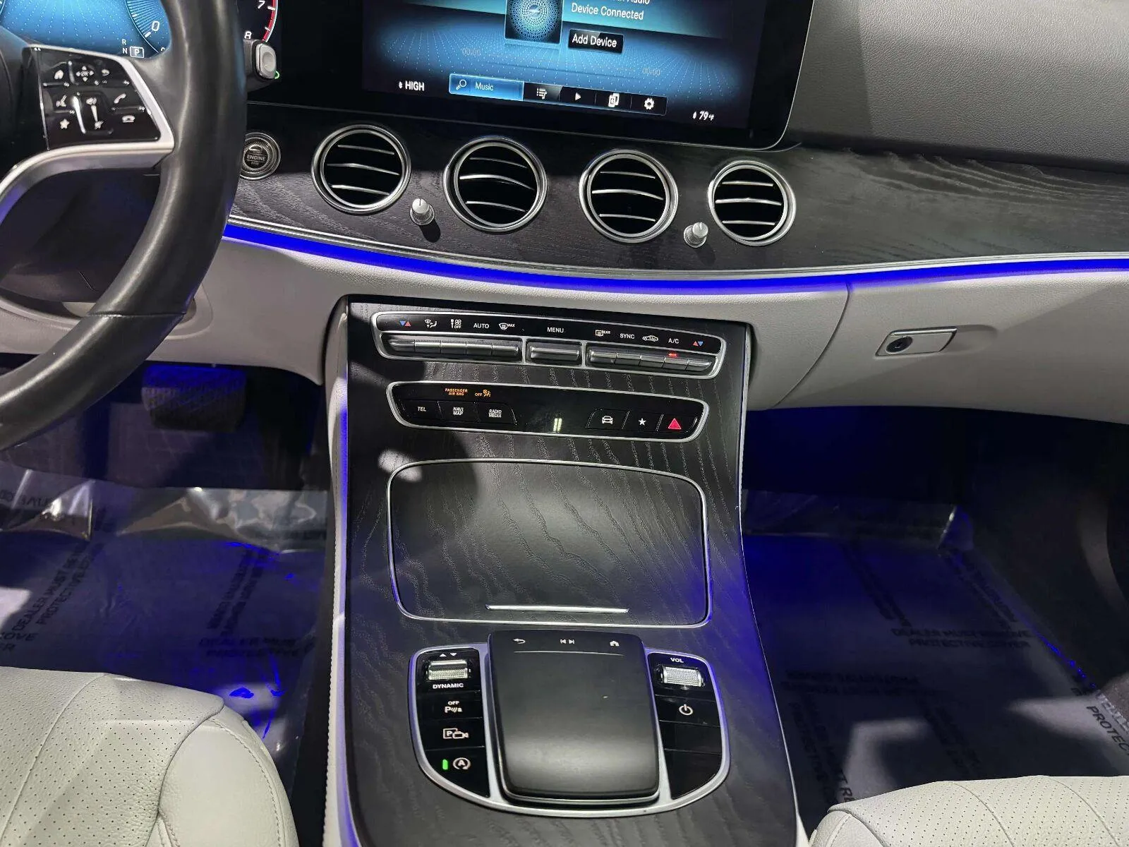 Mercedes-Benz 350 photo 25
