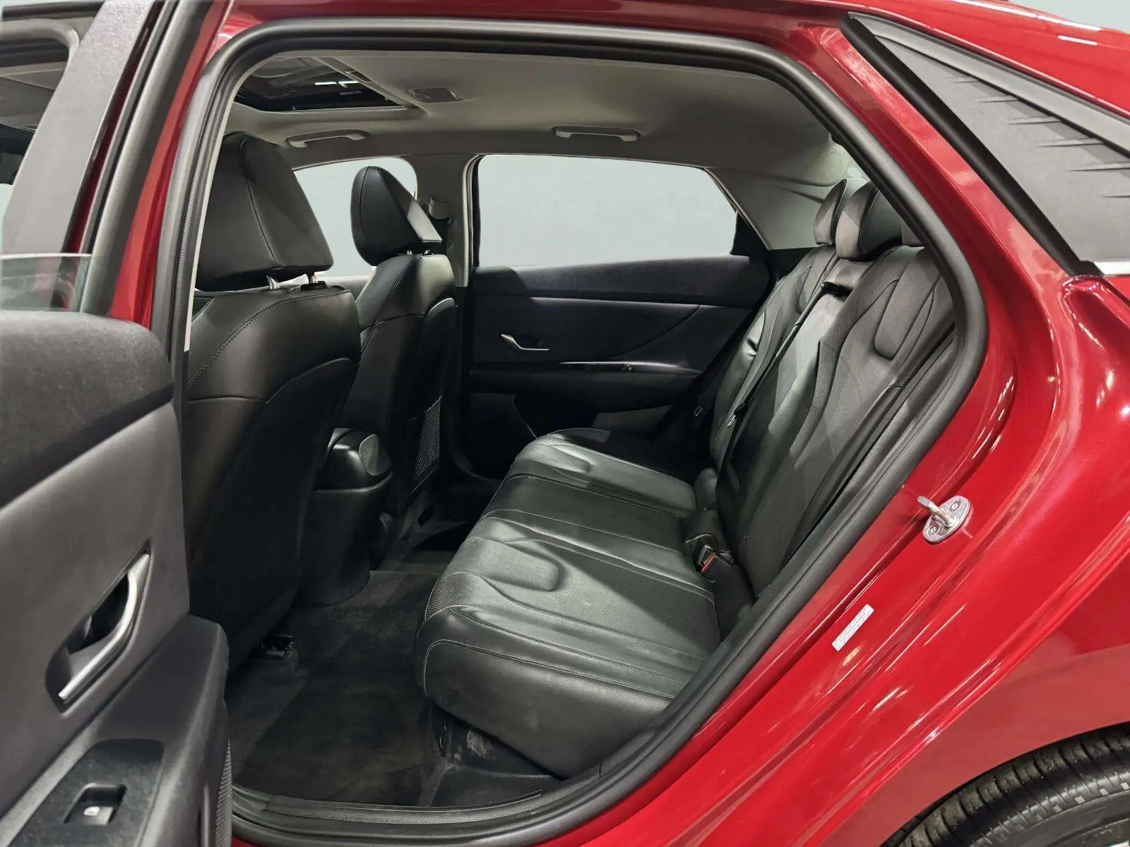 Hyundai Elantra photo 29