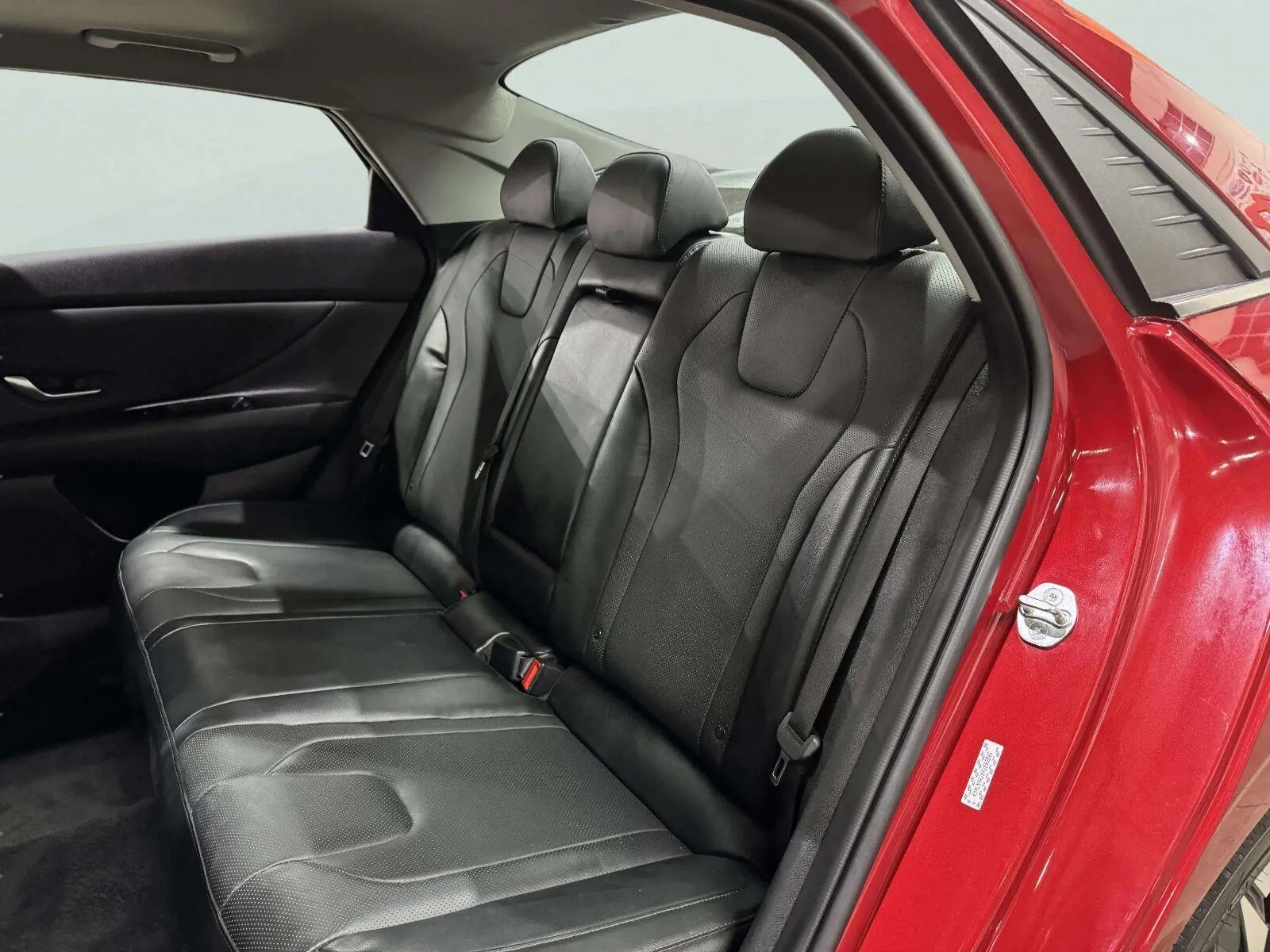 Hyundai Elantra photo 32