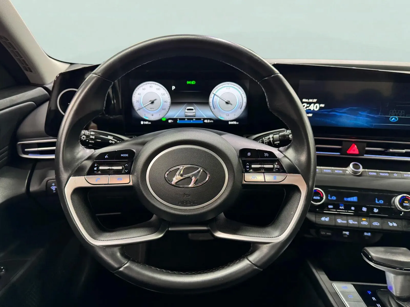 Hyundai Elantra photo 44