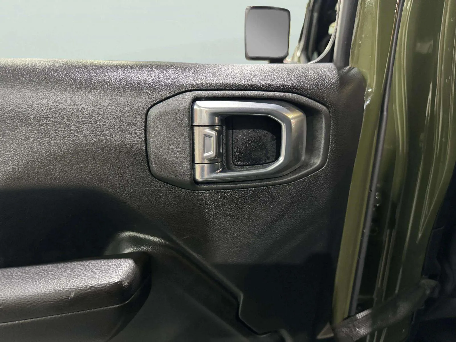 Jeep Gladiator photo 29