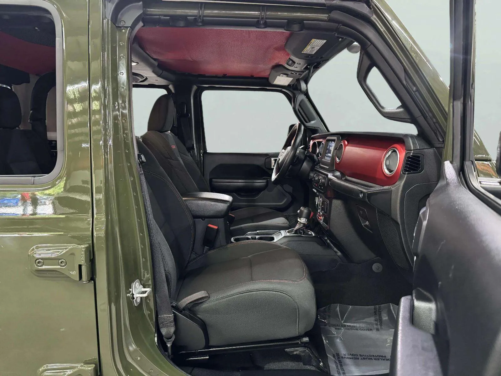 Jeep Gladiator photo 39