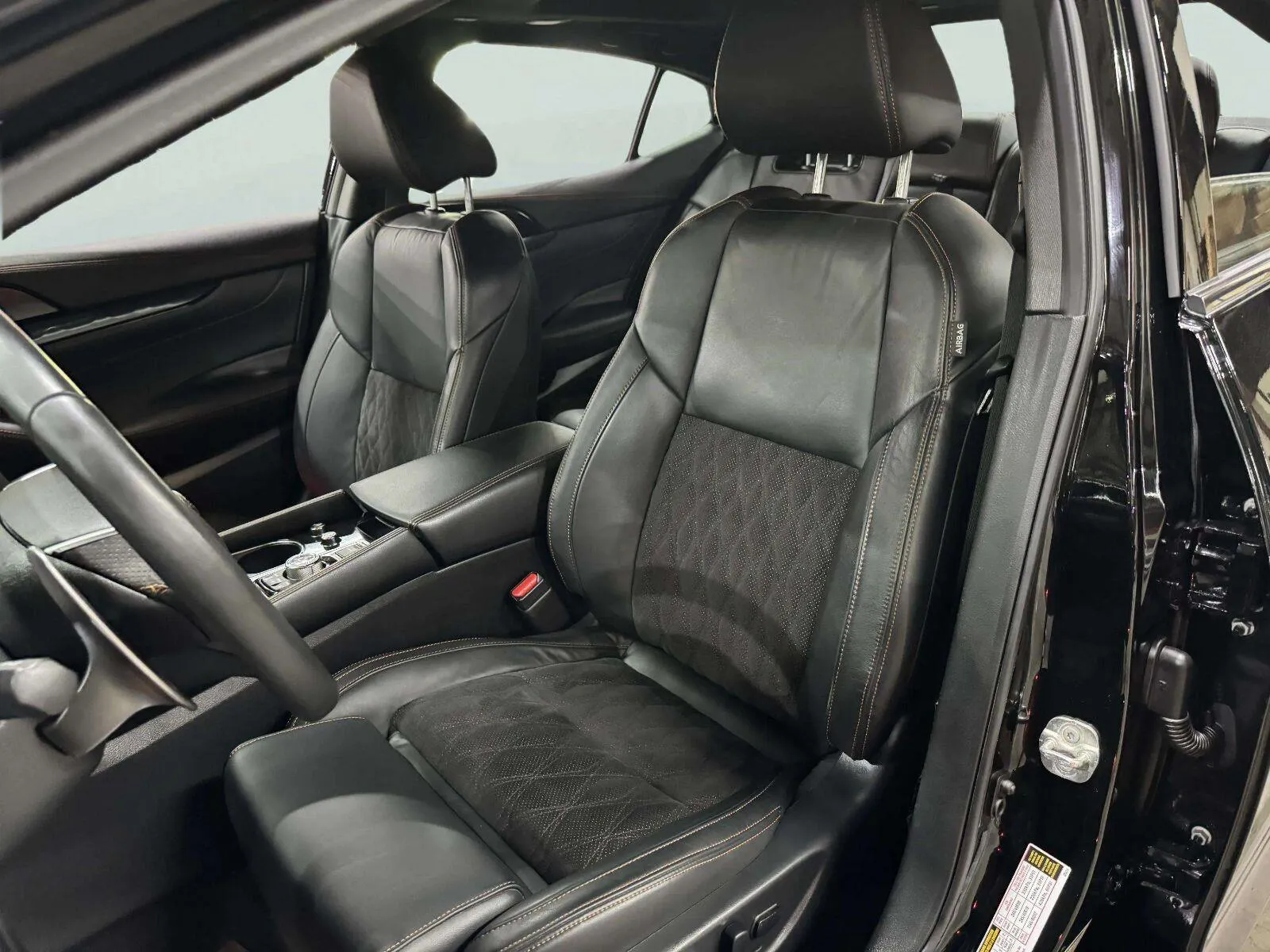 Nissan Maxima photo 26