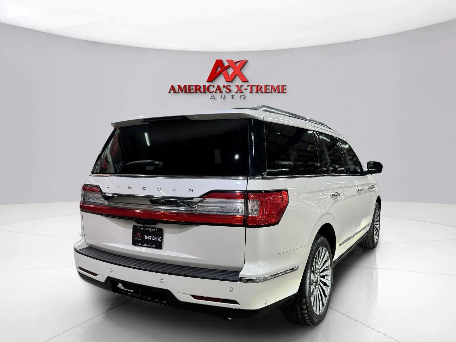 Lincoln Navigator photo 7