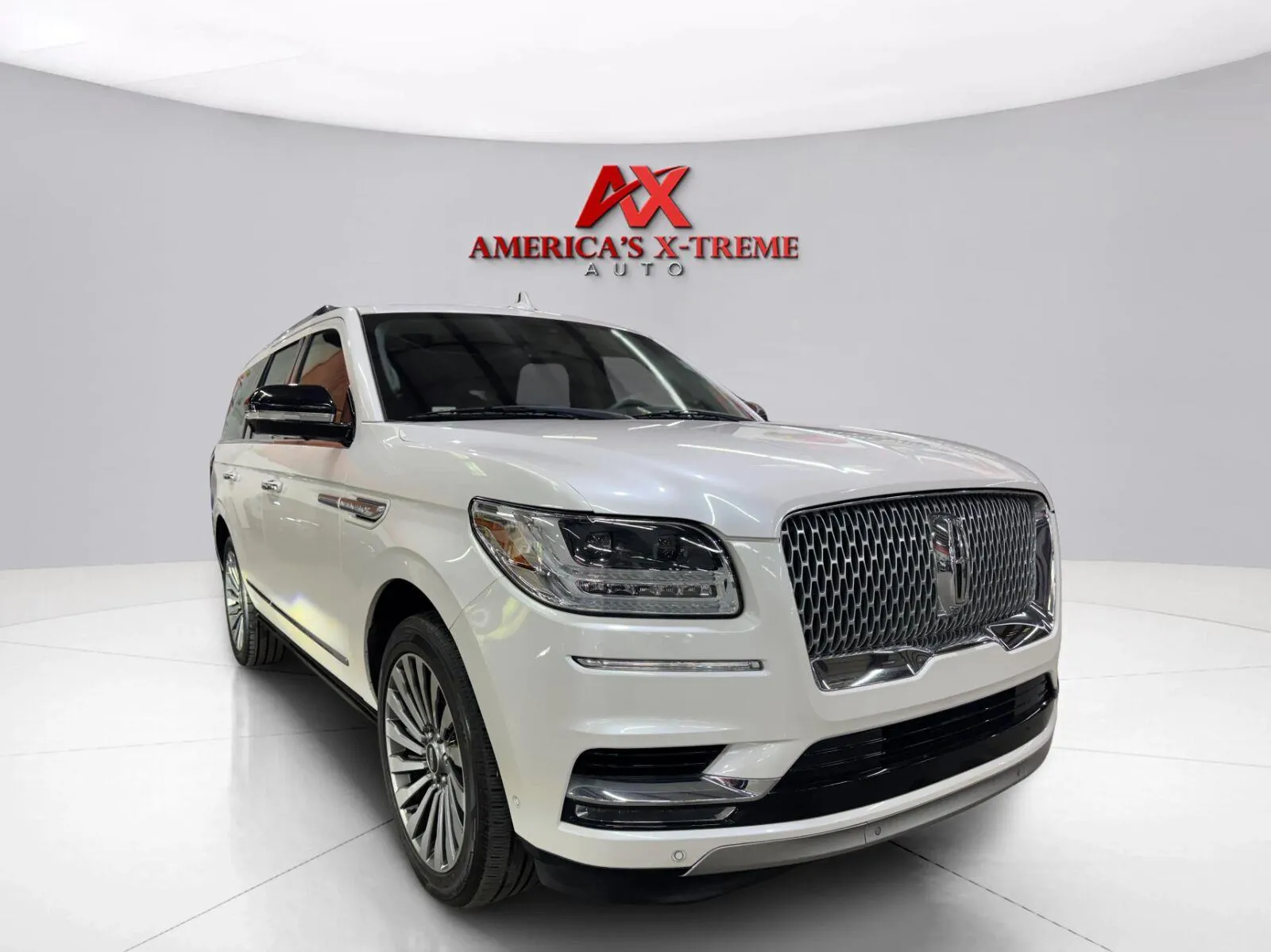 Lincoln Navigator photo 9