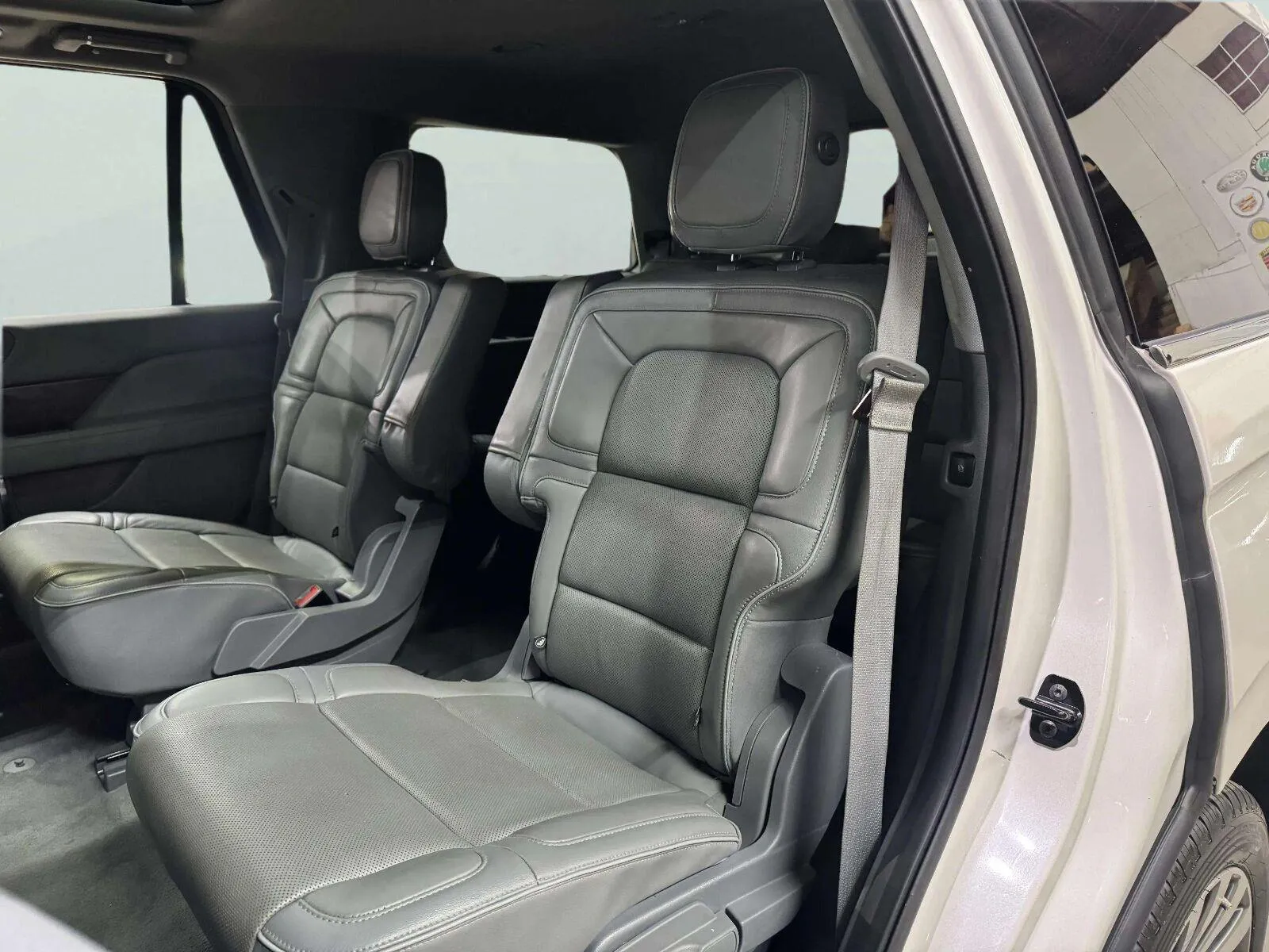 Lincoln Navigator photo 29