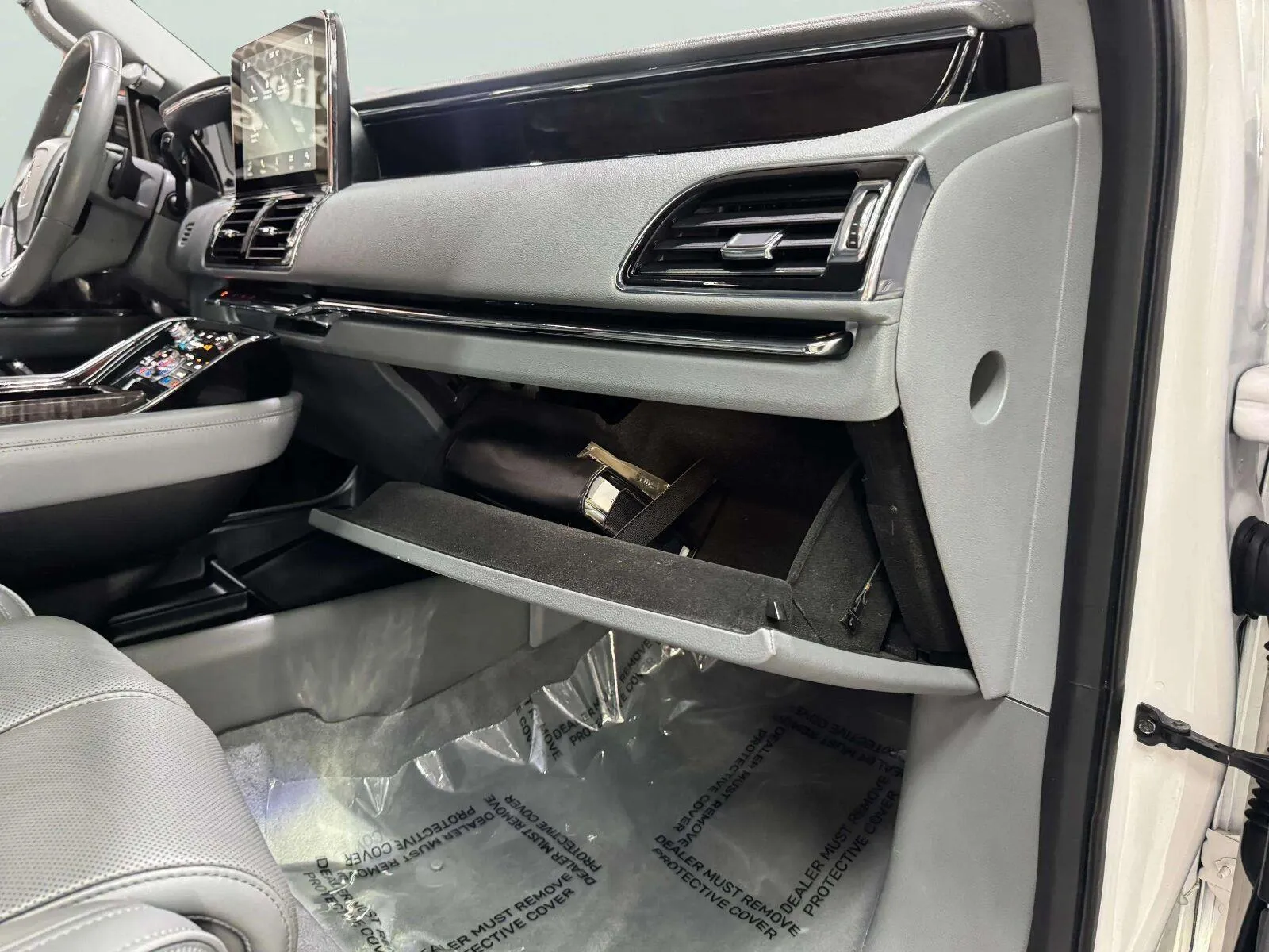 Lincoln Navigator photo 42
