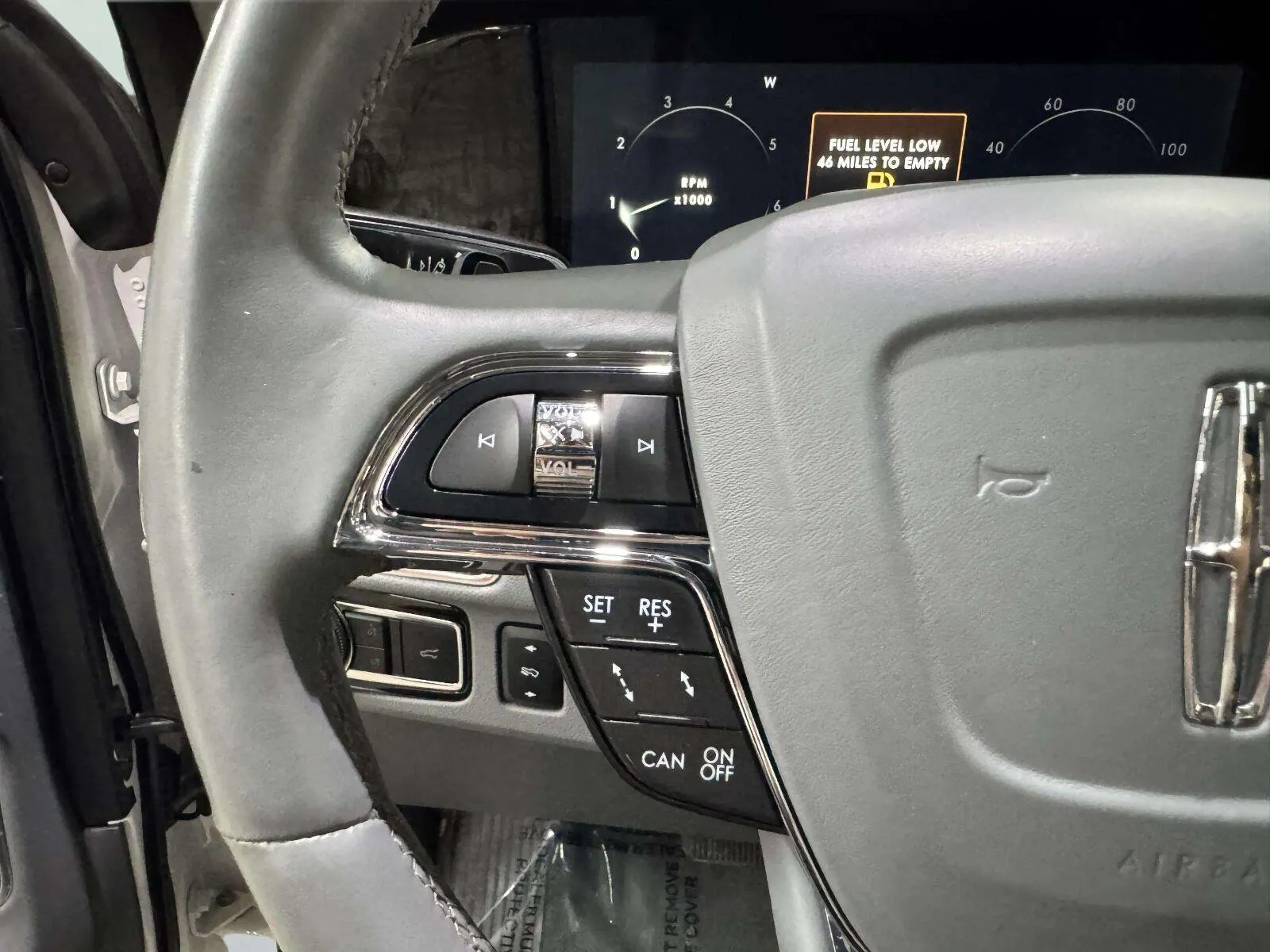 Lincoln Navigator photo 50