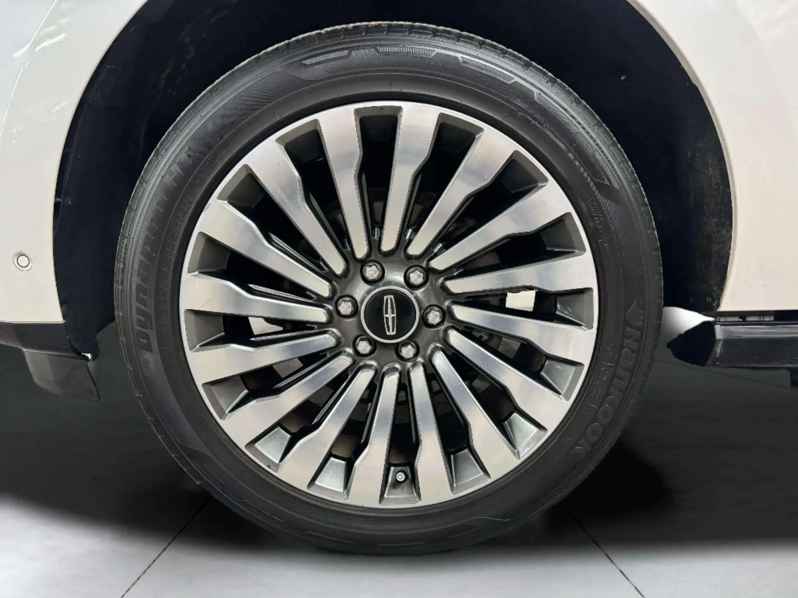 Lincoln Navigator photo 69