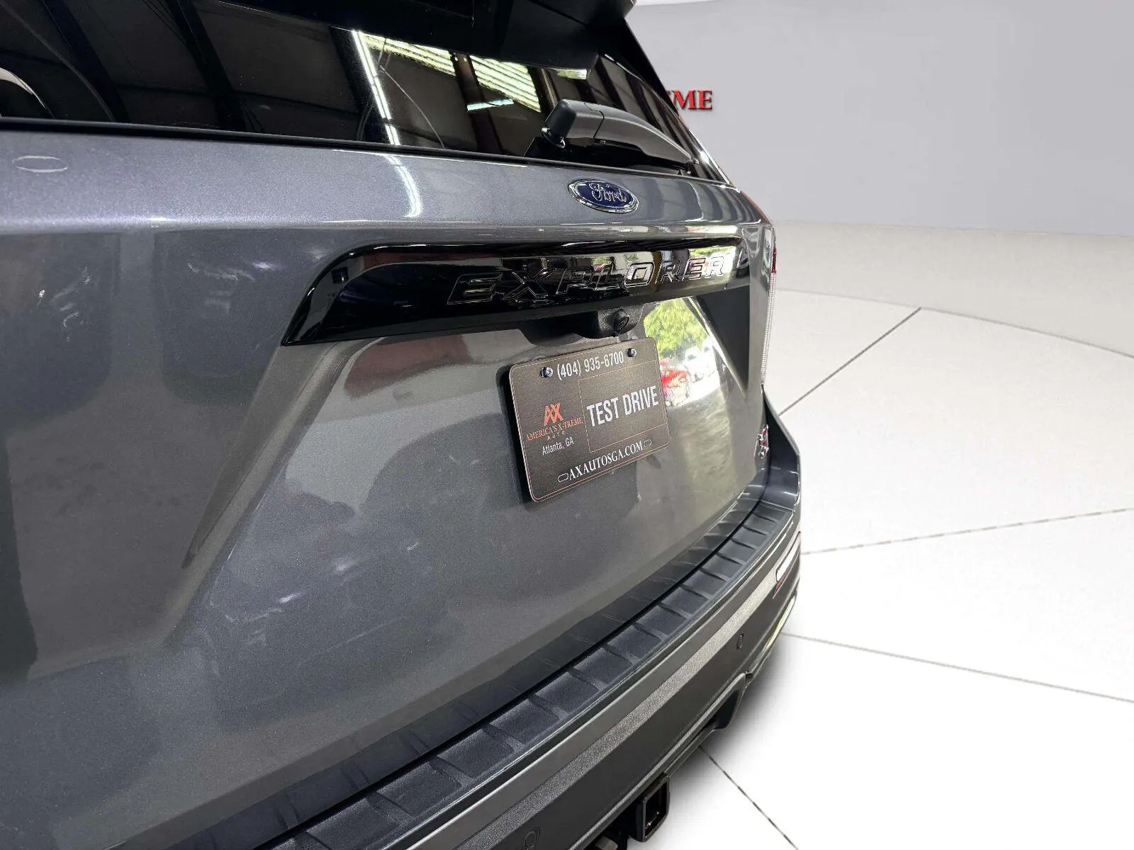 Ford Explorer photo 16