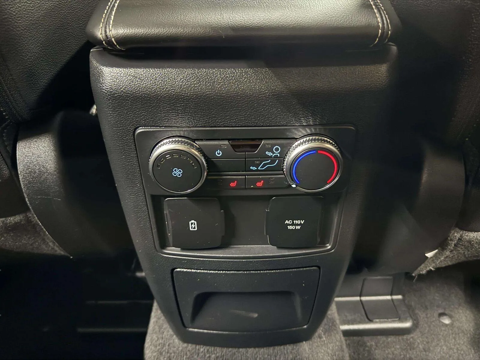 Ford Explorer photo 44