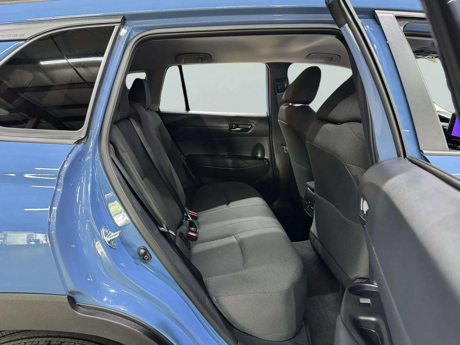 Toyota Corolla Cross photo 35