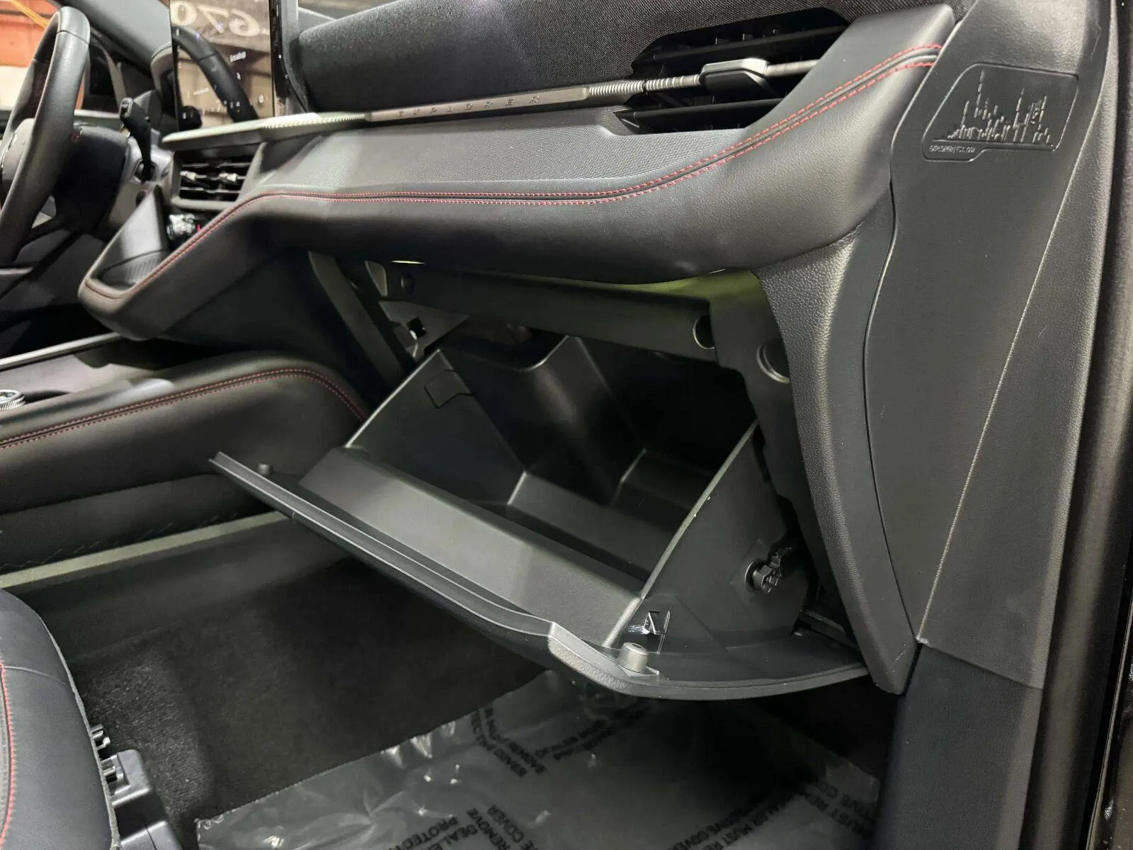 Ford Explorer photo 36
