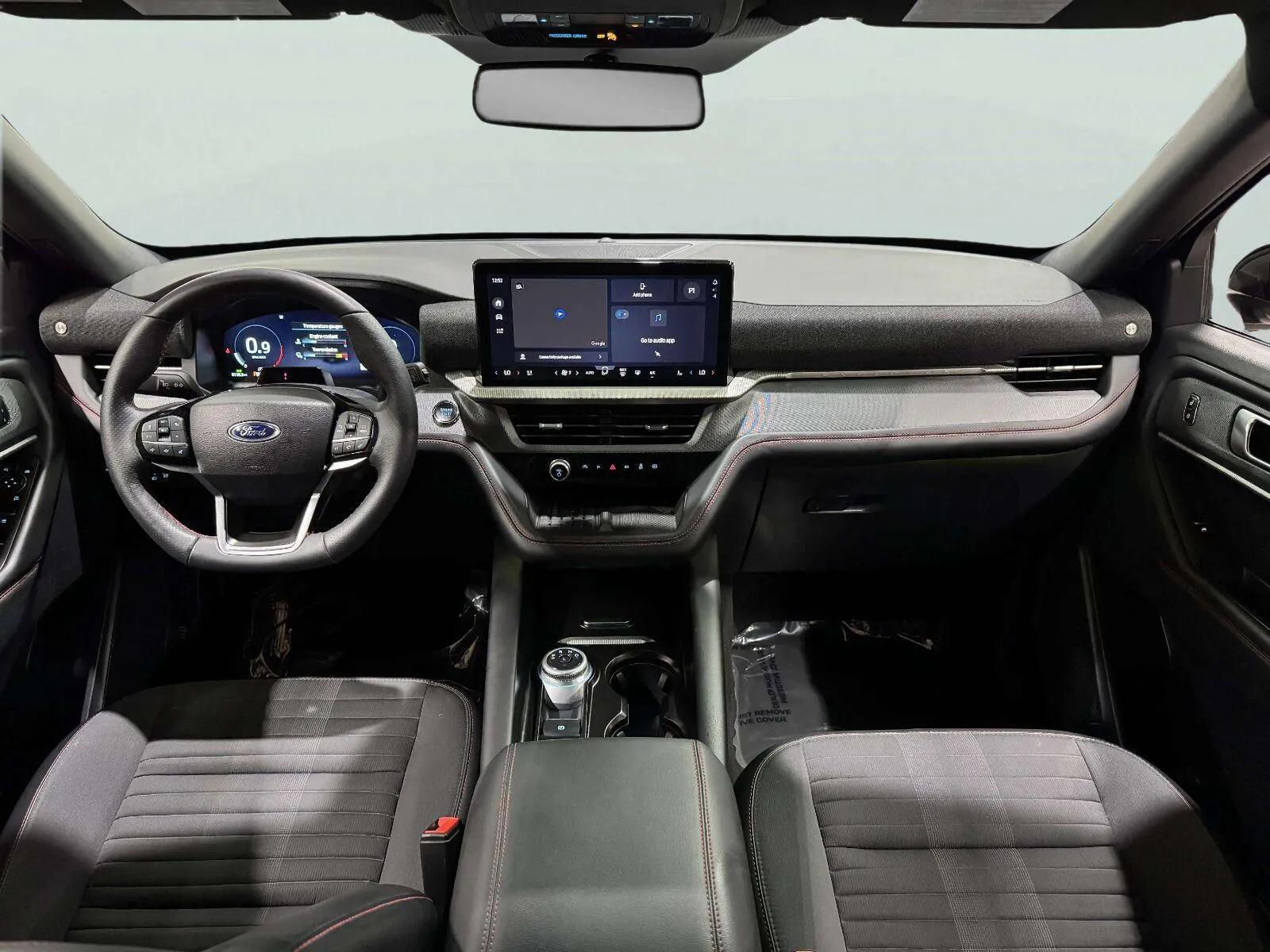 Ford Explorer photo 41