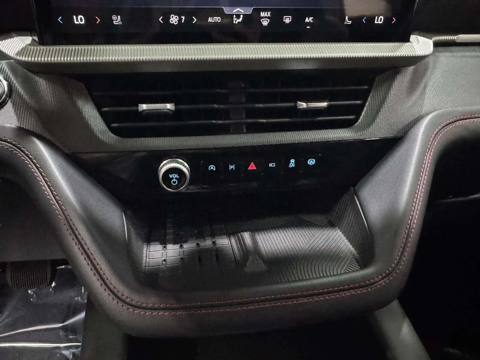 Ford Explorer photo 52