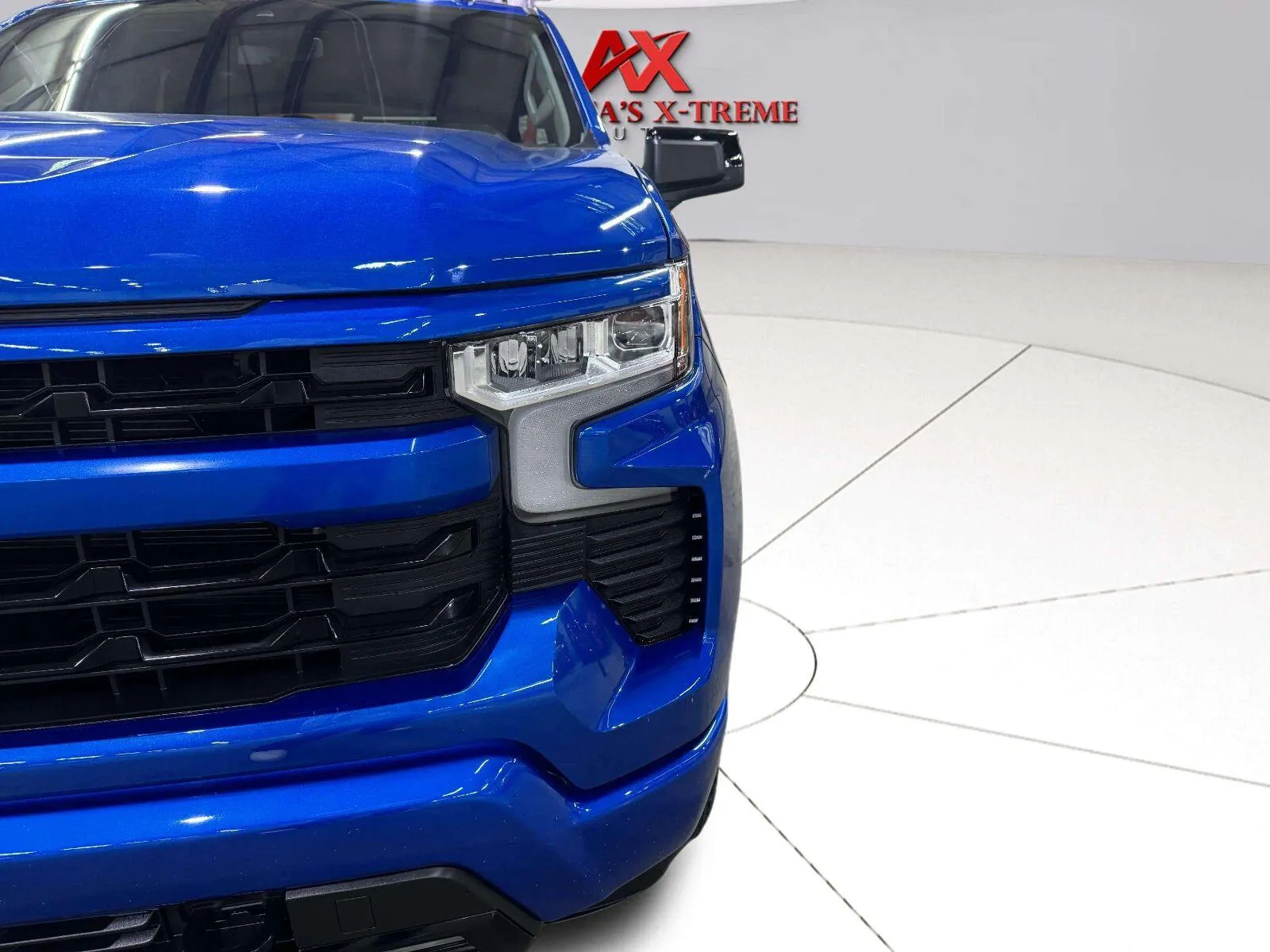 Chevrolet Silverado photo 12