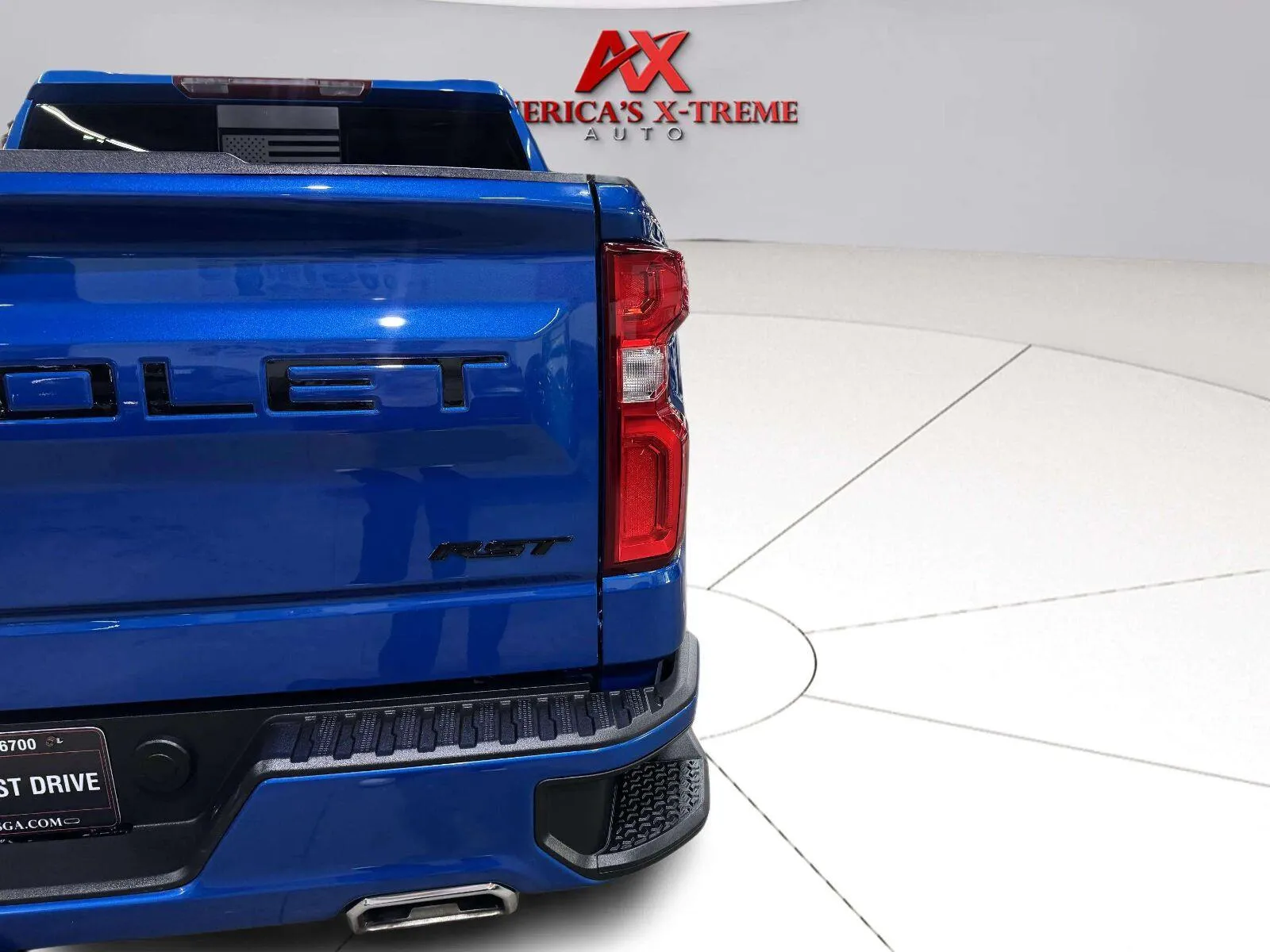 Chevrolet Silverado photo 14