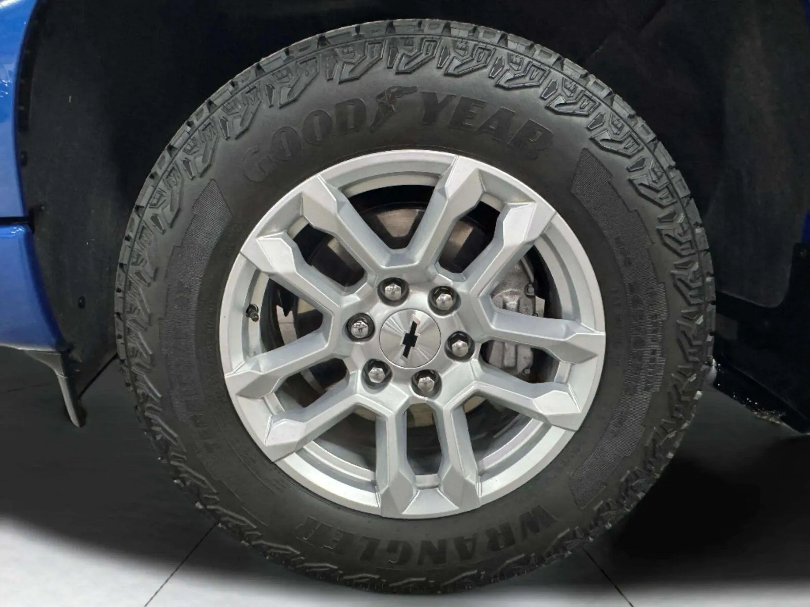 Chevrolet Silverado photo 60