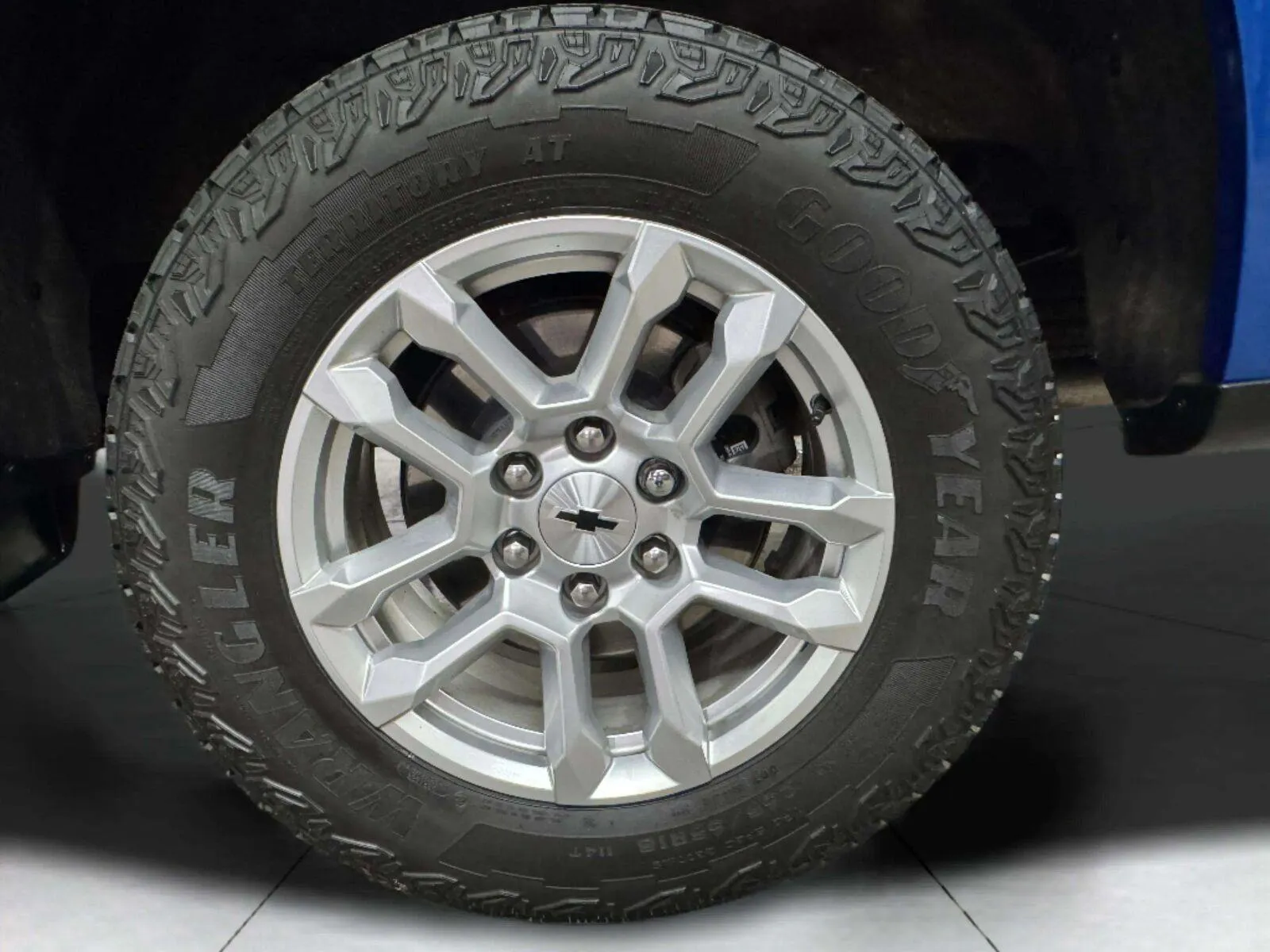 Chevrolet Silverado photo 61