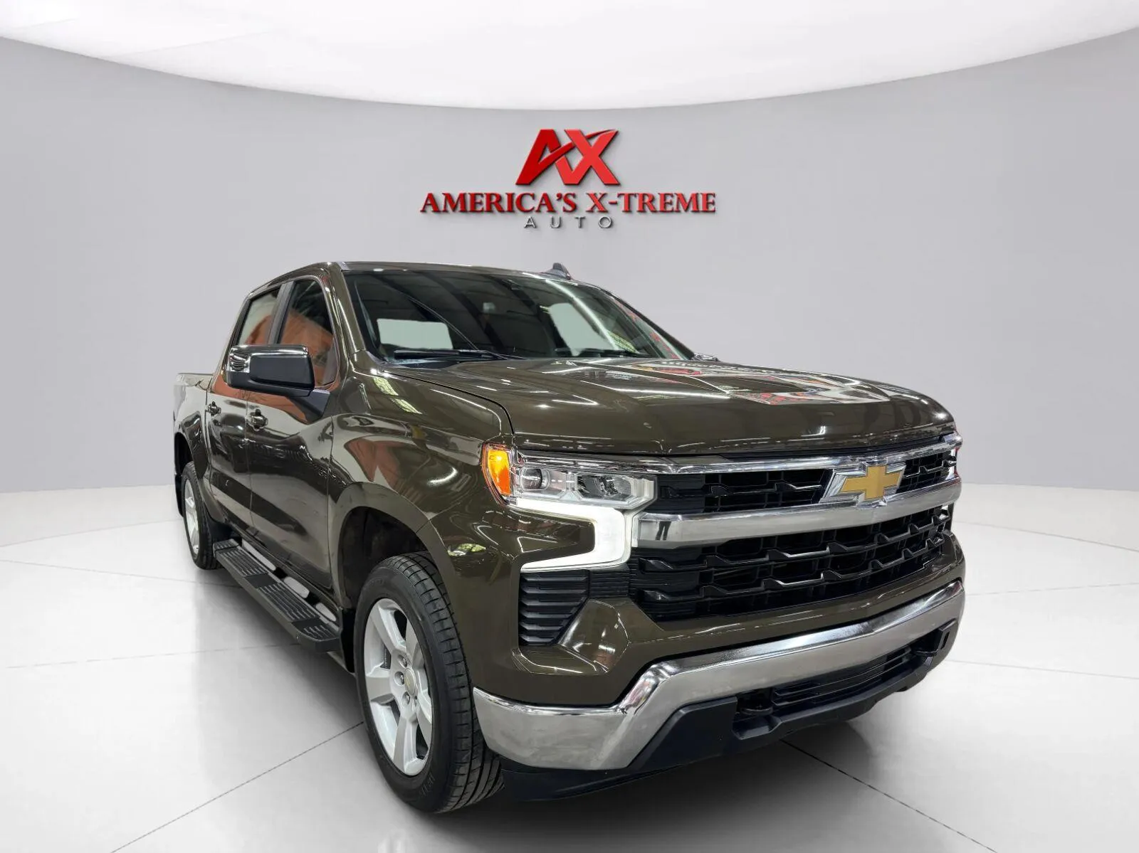 Chevrolet Silverado photo 9