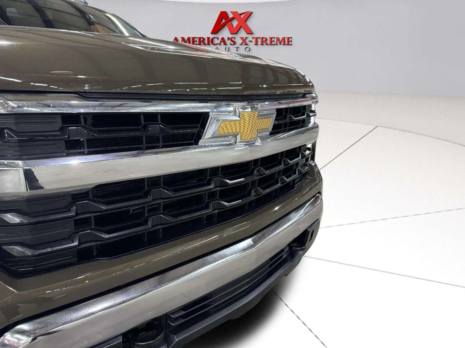 Chevrolet Silverado photo 11