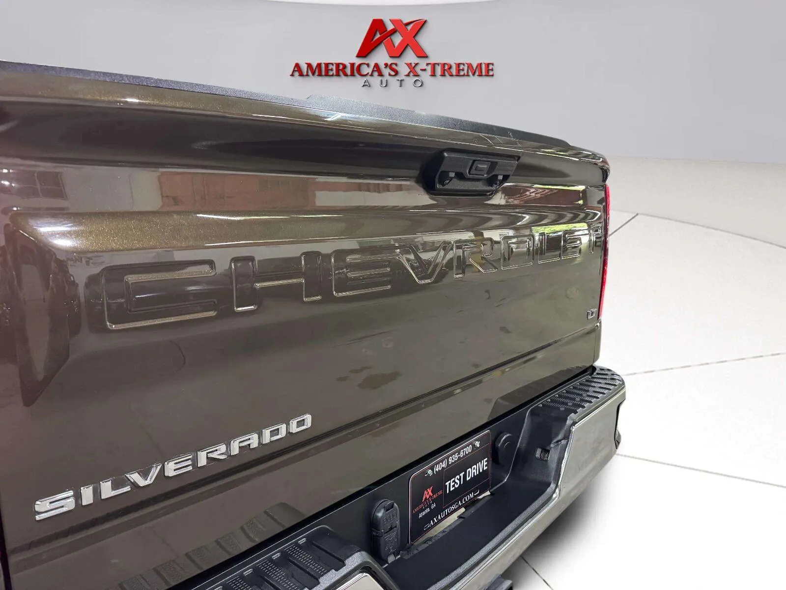 Chevrolet Silverado photo 16