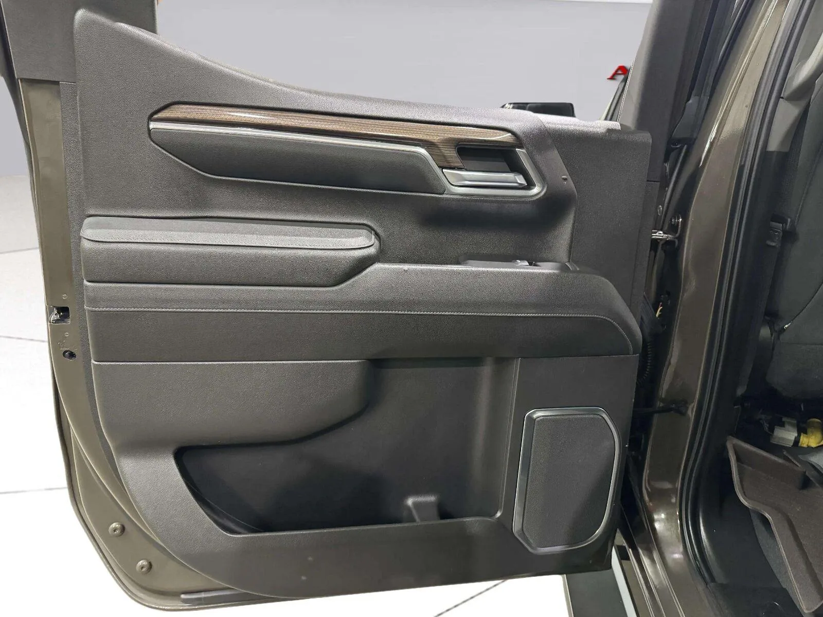 Chevrolet Silverado photo 30