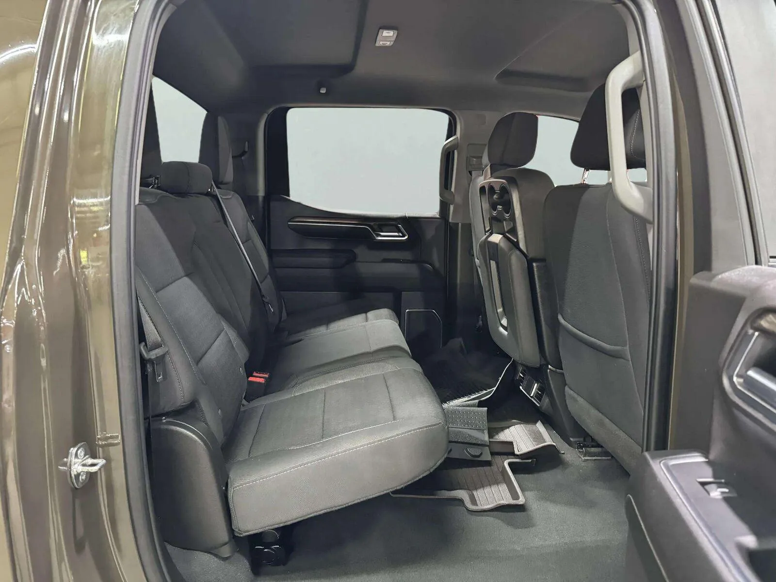 Chevrolet Silverado photo 39