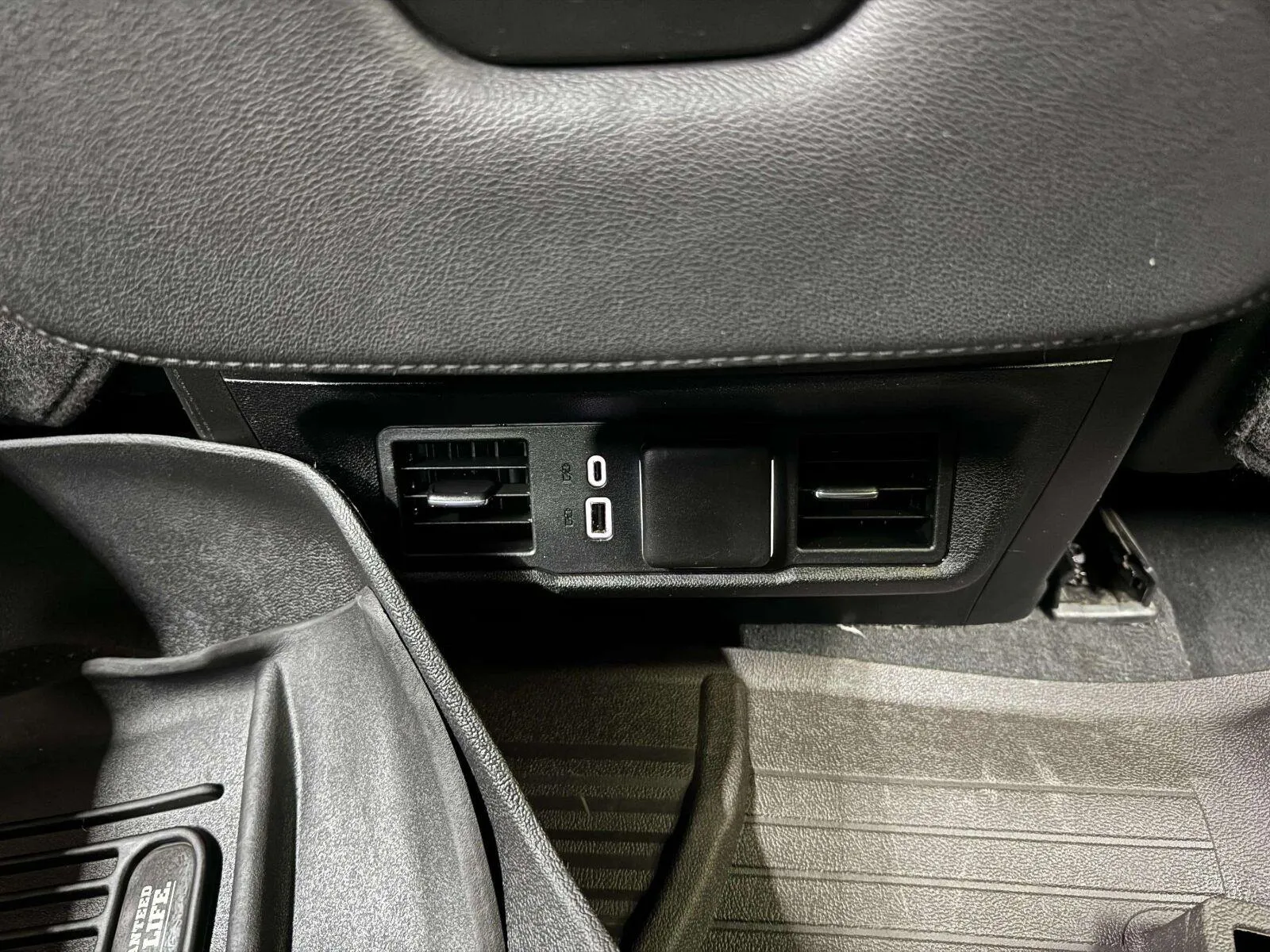 Chevrolet Silverado photo 50