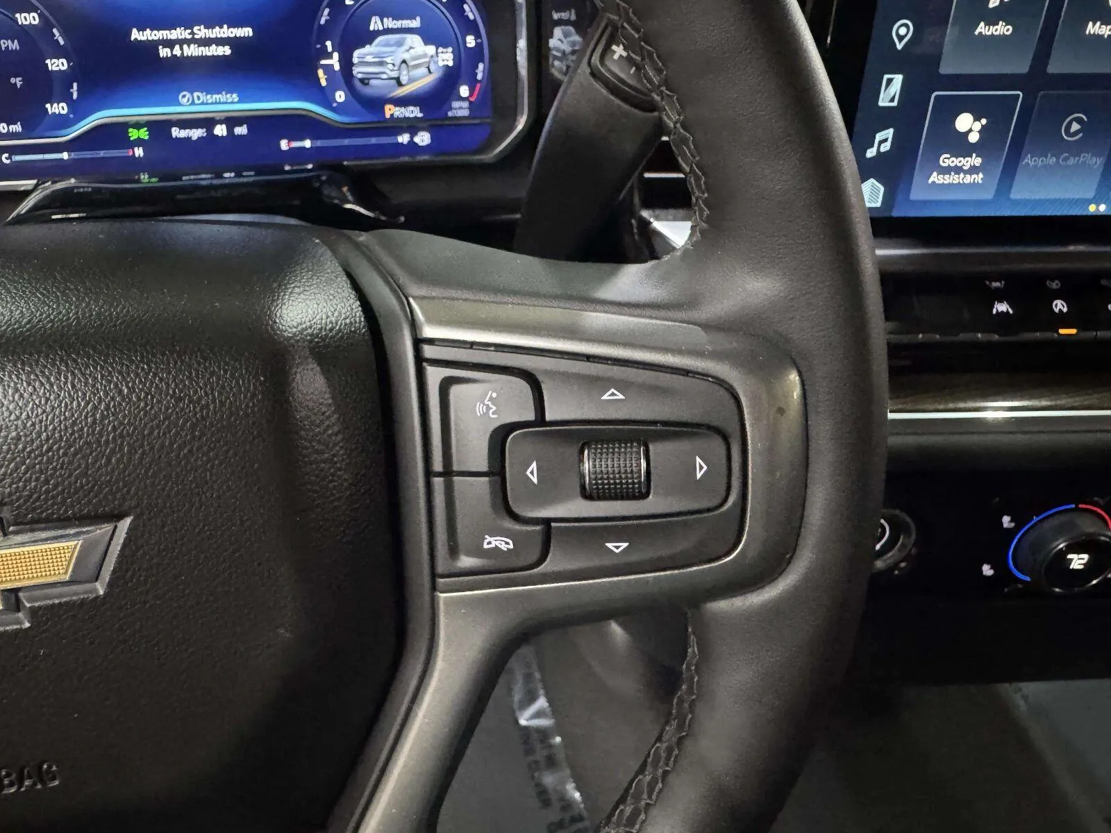 Chevrolet Silverado photo 52