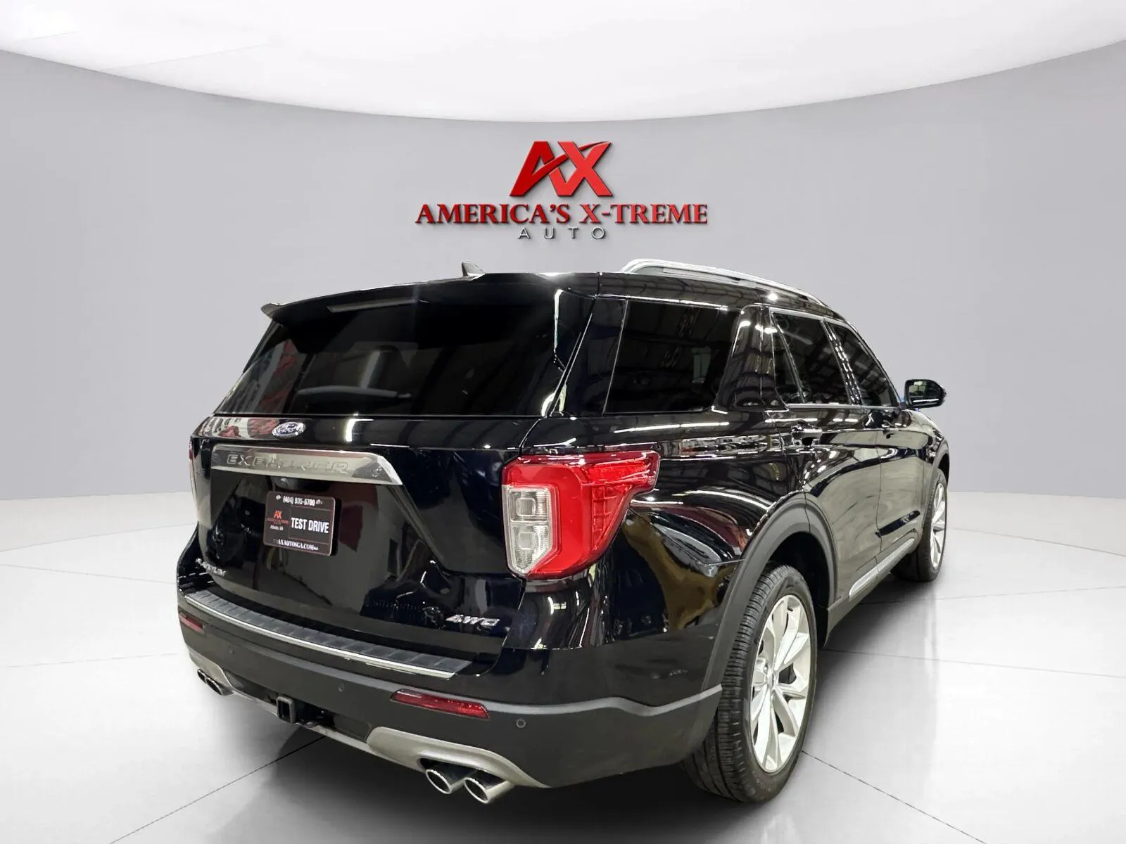Ford Explorer photo 7