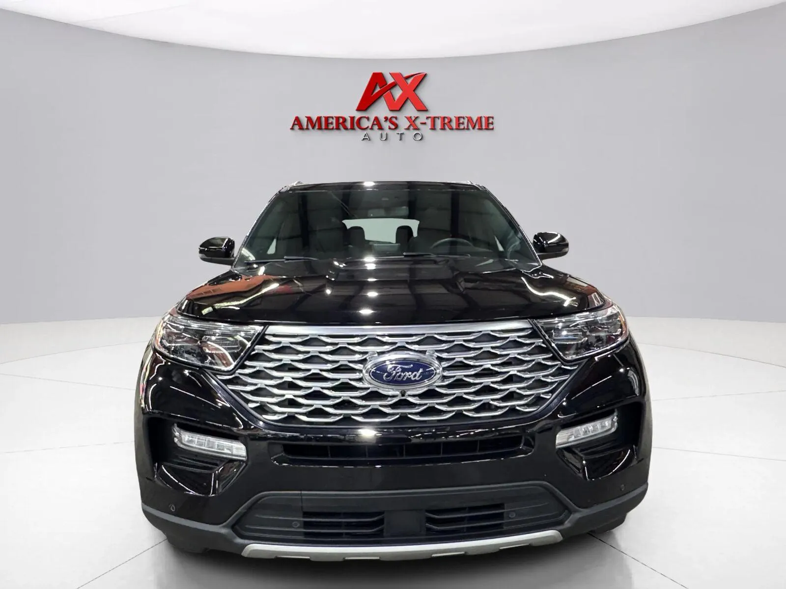 Ford Explorer photo 10
