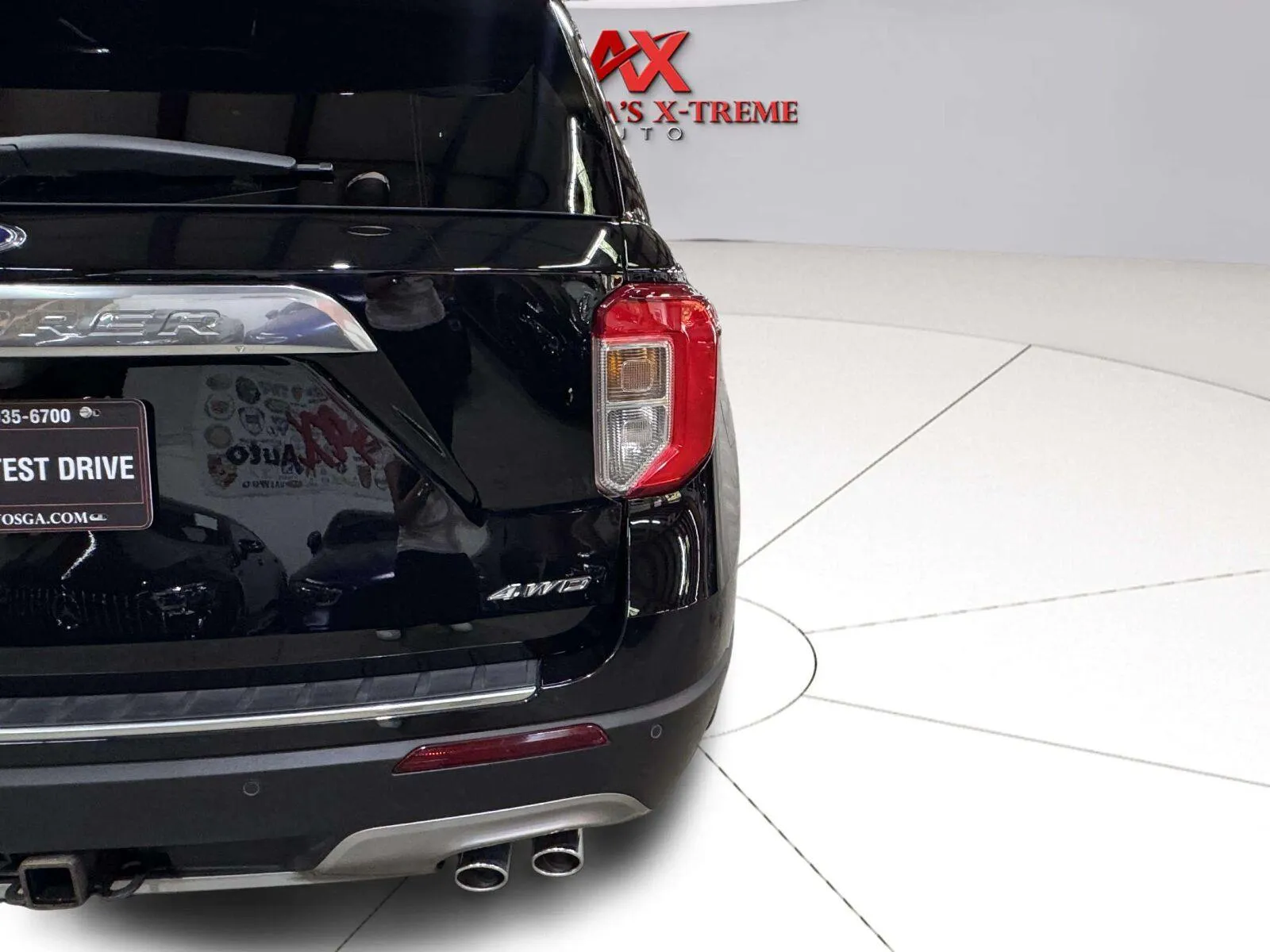 Ford Explorer photo 15