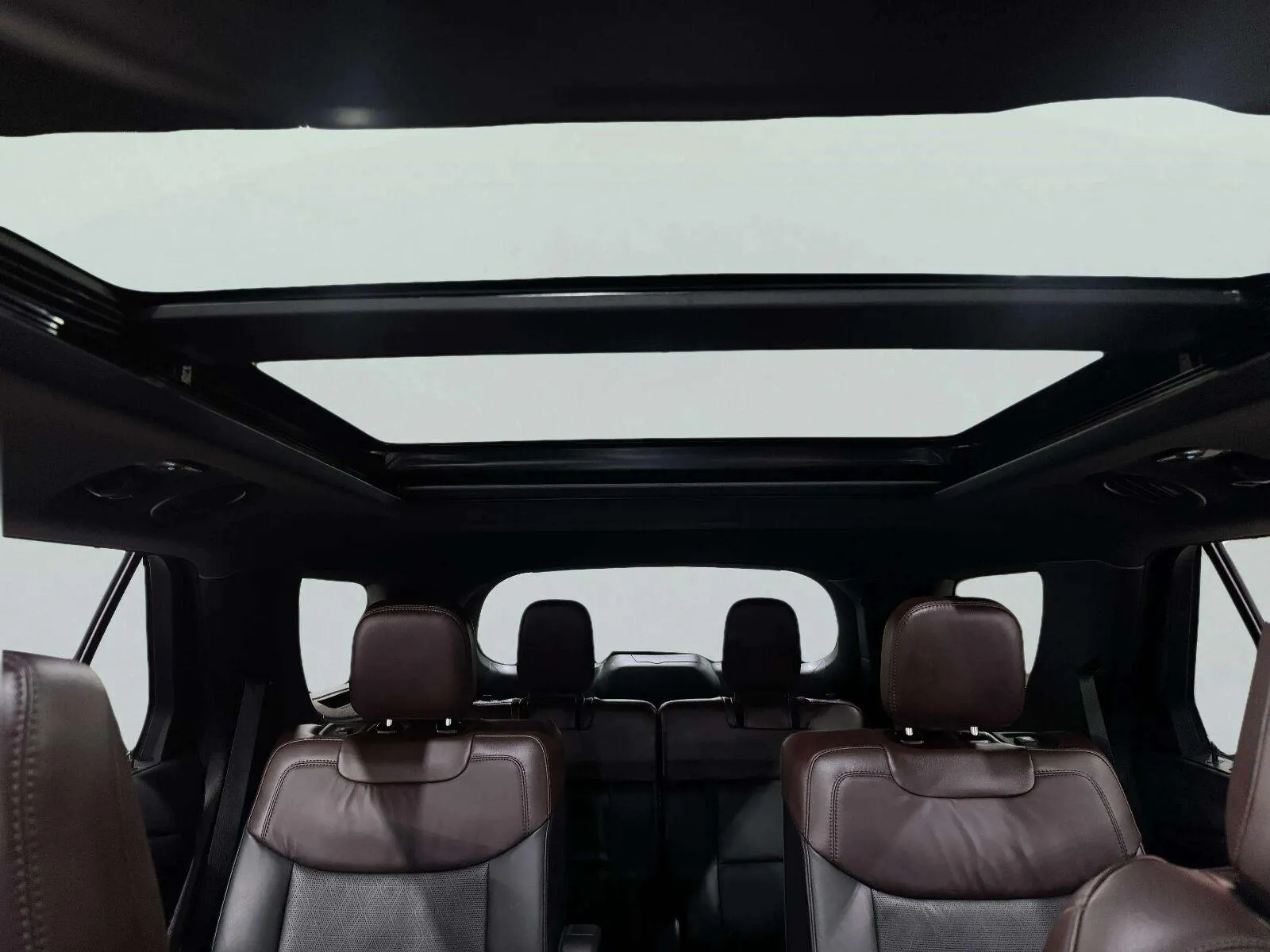 Ford Explorer photo 71