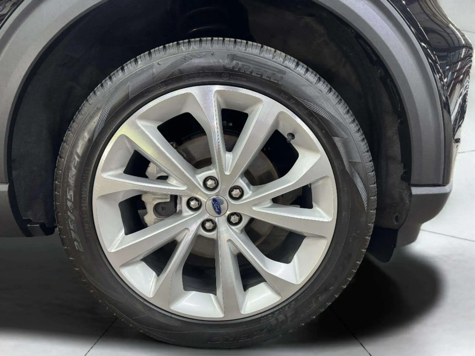 Ford Explorer photo 82