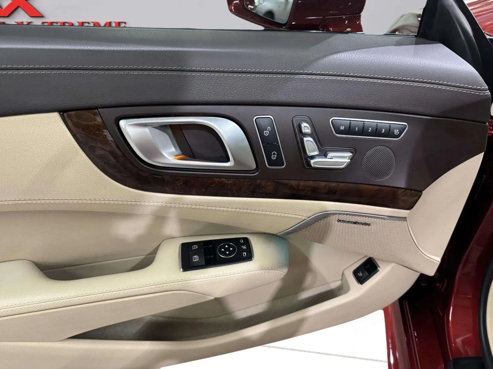 Mercedes-Benz SL photo 22