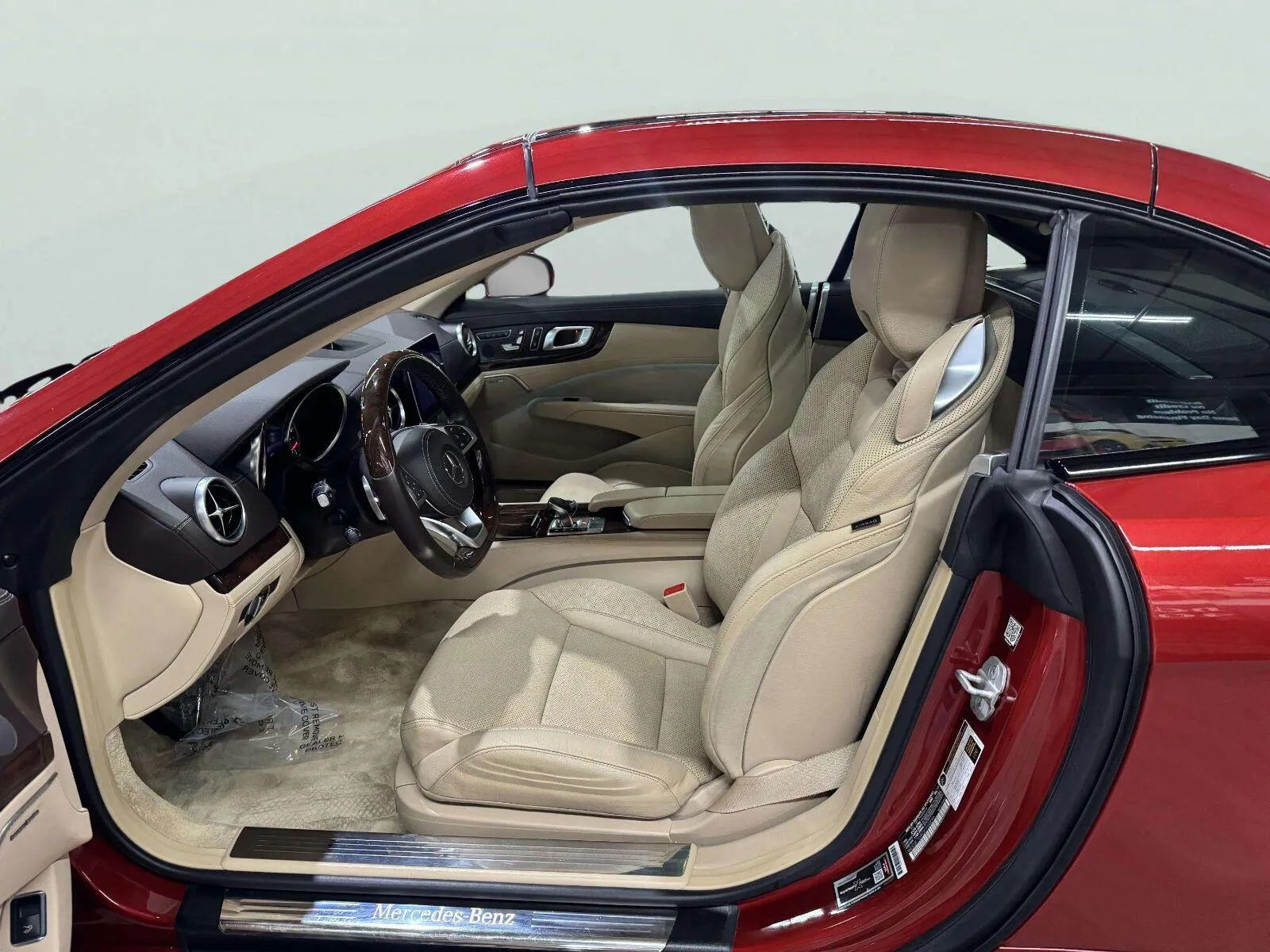 Mercedes-Benz SL photo 24