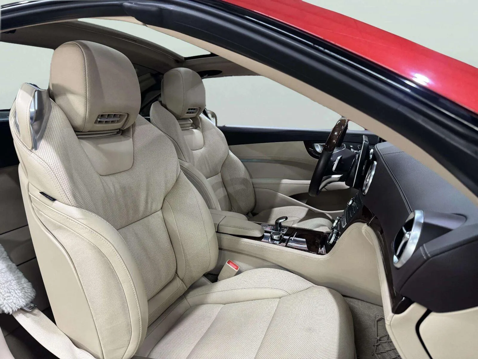 Mercedes-Benz SL photo 32