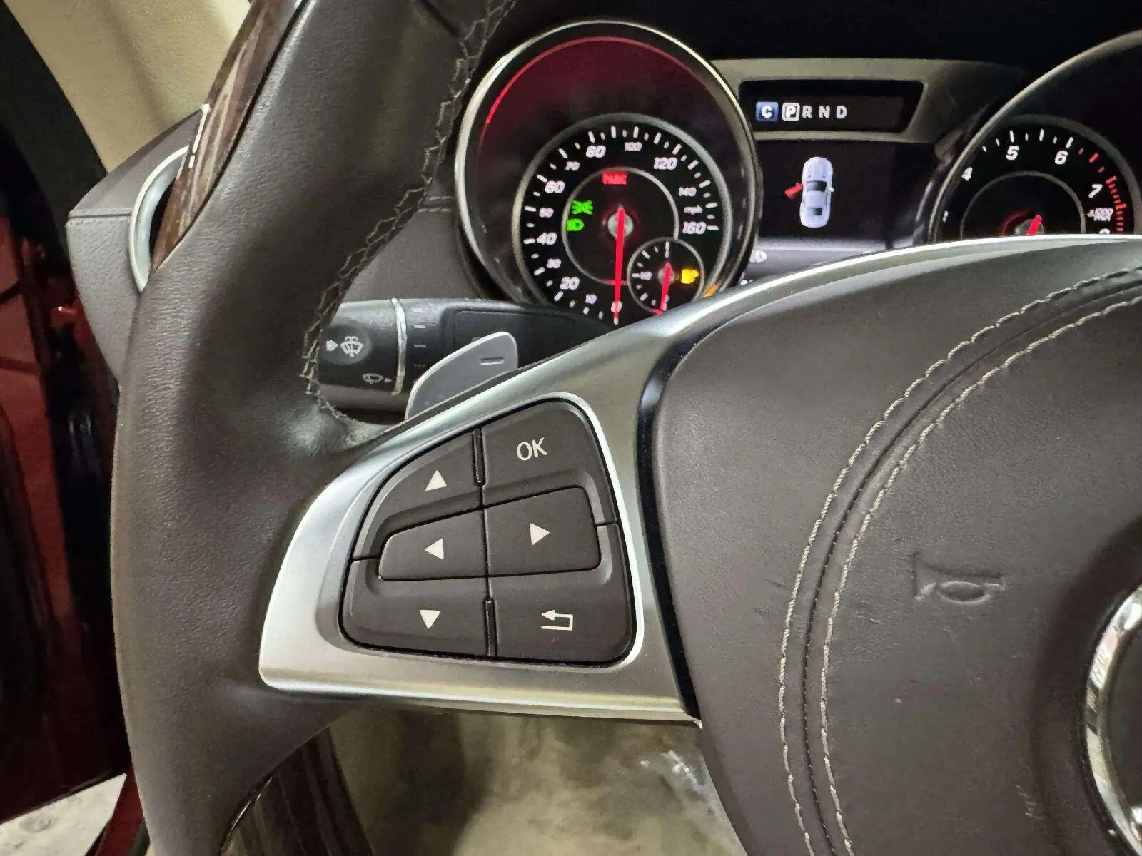 Mercedes-Benz SL photo 38