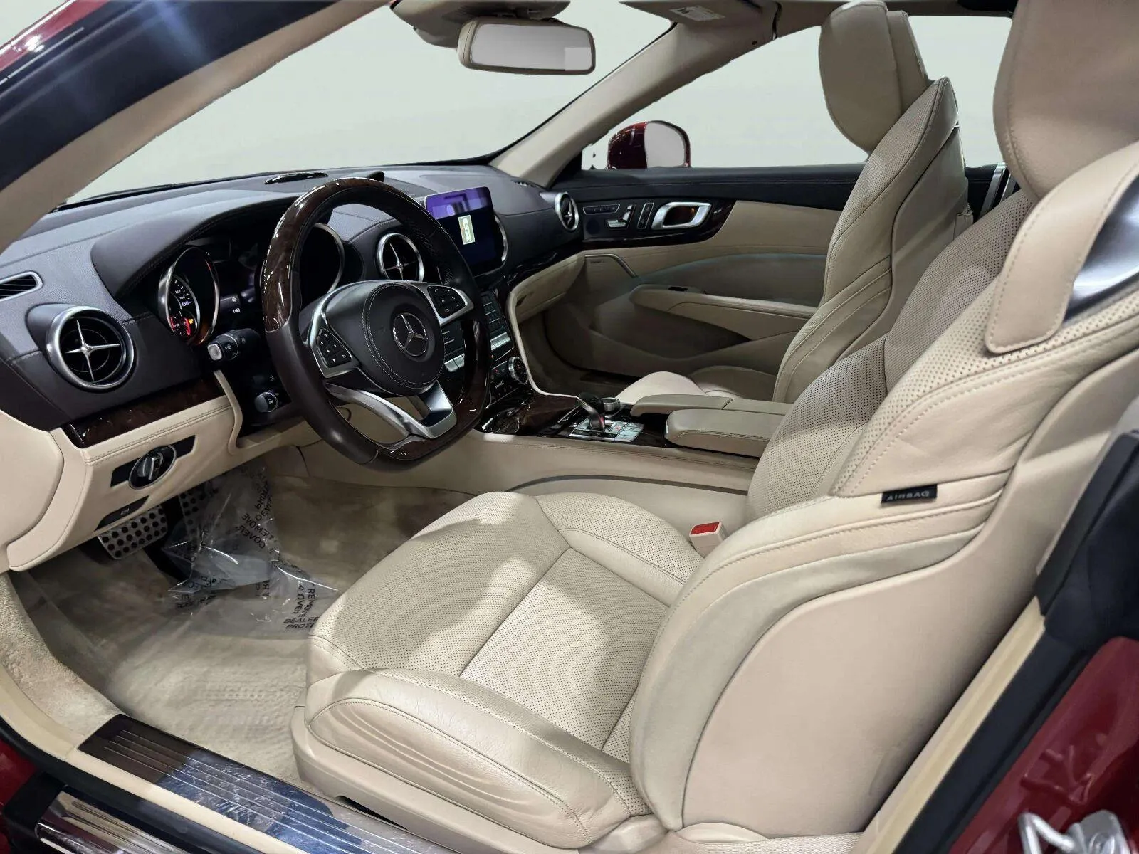 Mercedes-Benz SL photo 23