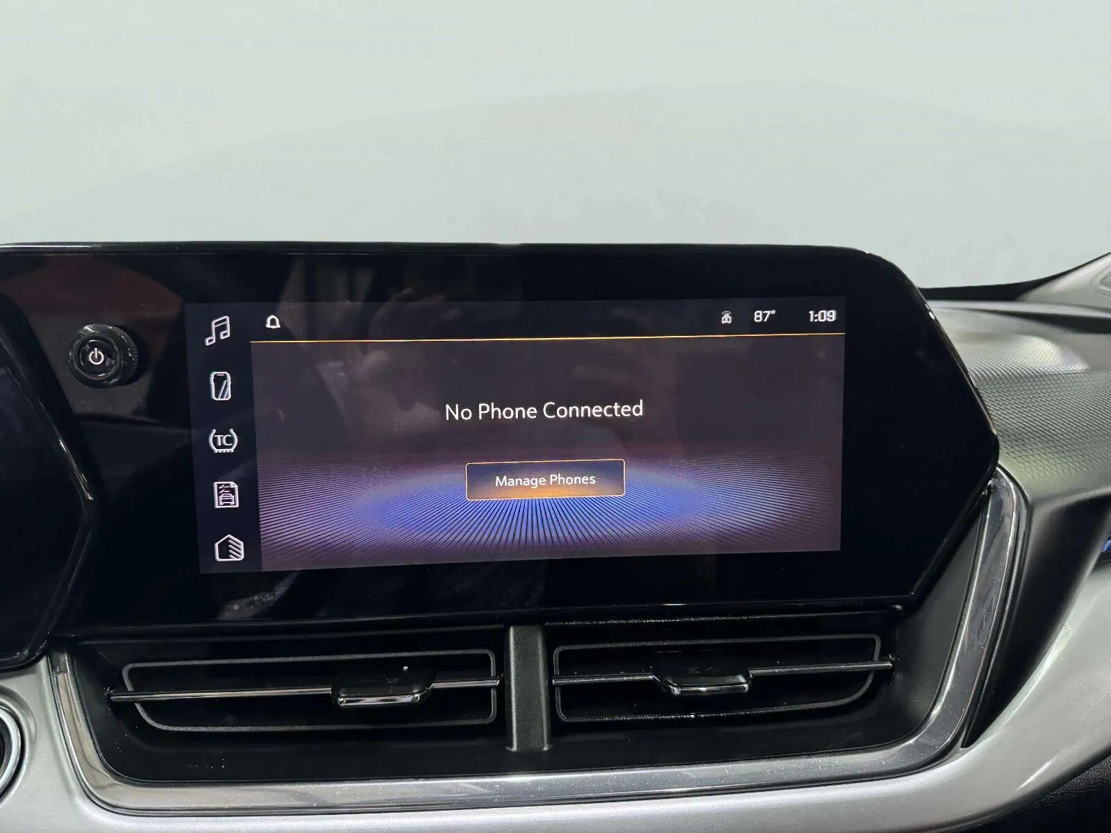 Chevrolet Trax photo 51