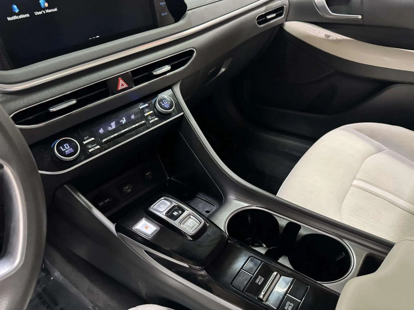 Hyundai Sonata photo 59