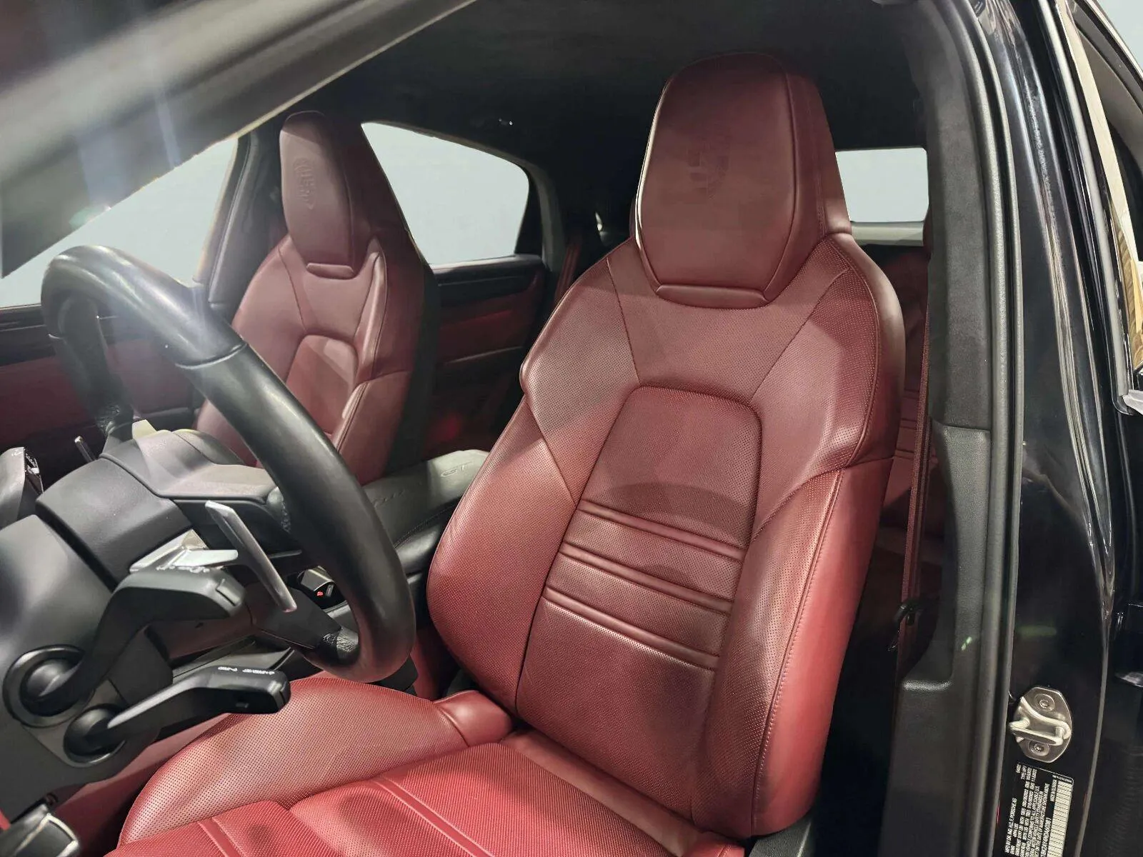 Porsche Cayenne photo 27